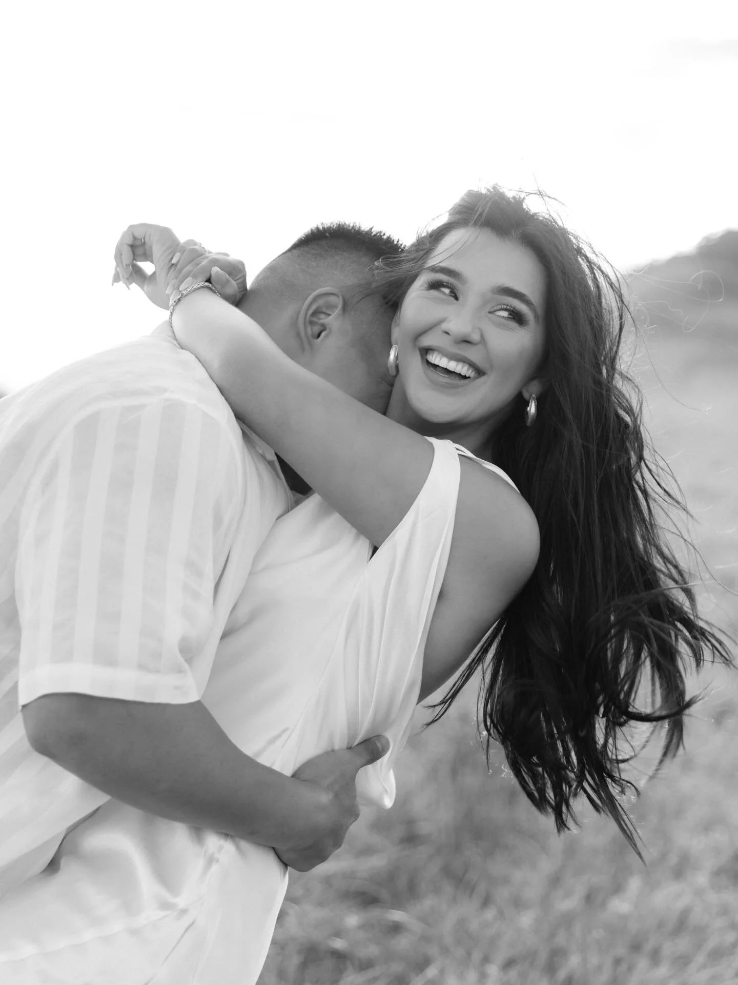 🌿 Spring Photoshoot Giveaway! Announcement for my Seattle people, I&rsquo;m gifting a photoshoot to celebrate all seasons of love and life. Whether you&rsquo;re single, engaged, married, or expecting 🌿

To enter:
- like
- follow
- tag your friends
