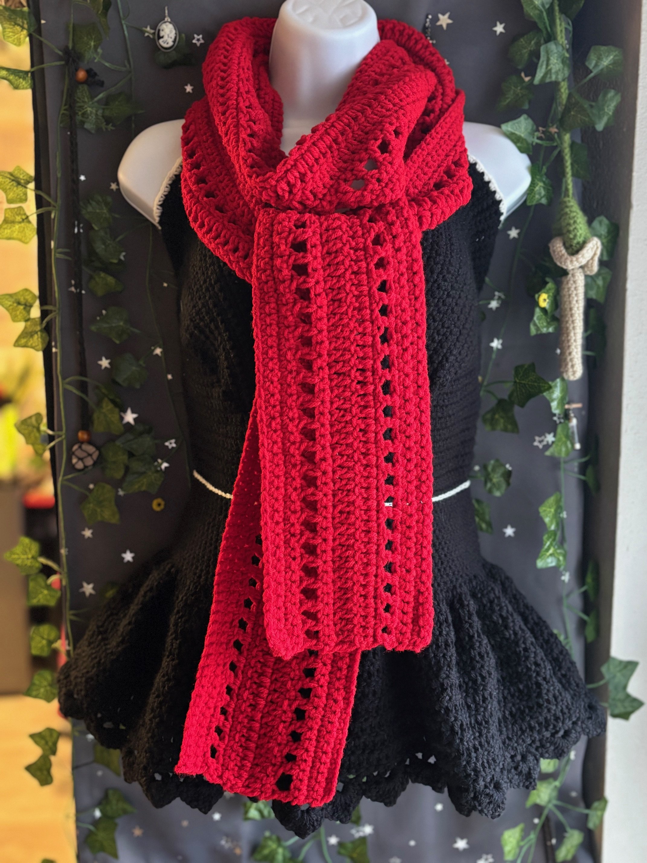 Holiday Scarf and Formal Halter Top Combo Pattern — Washington Fiber Forge