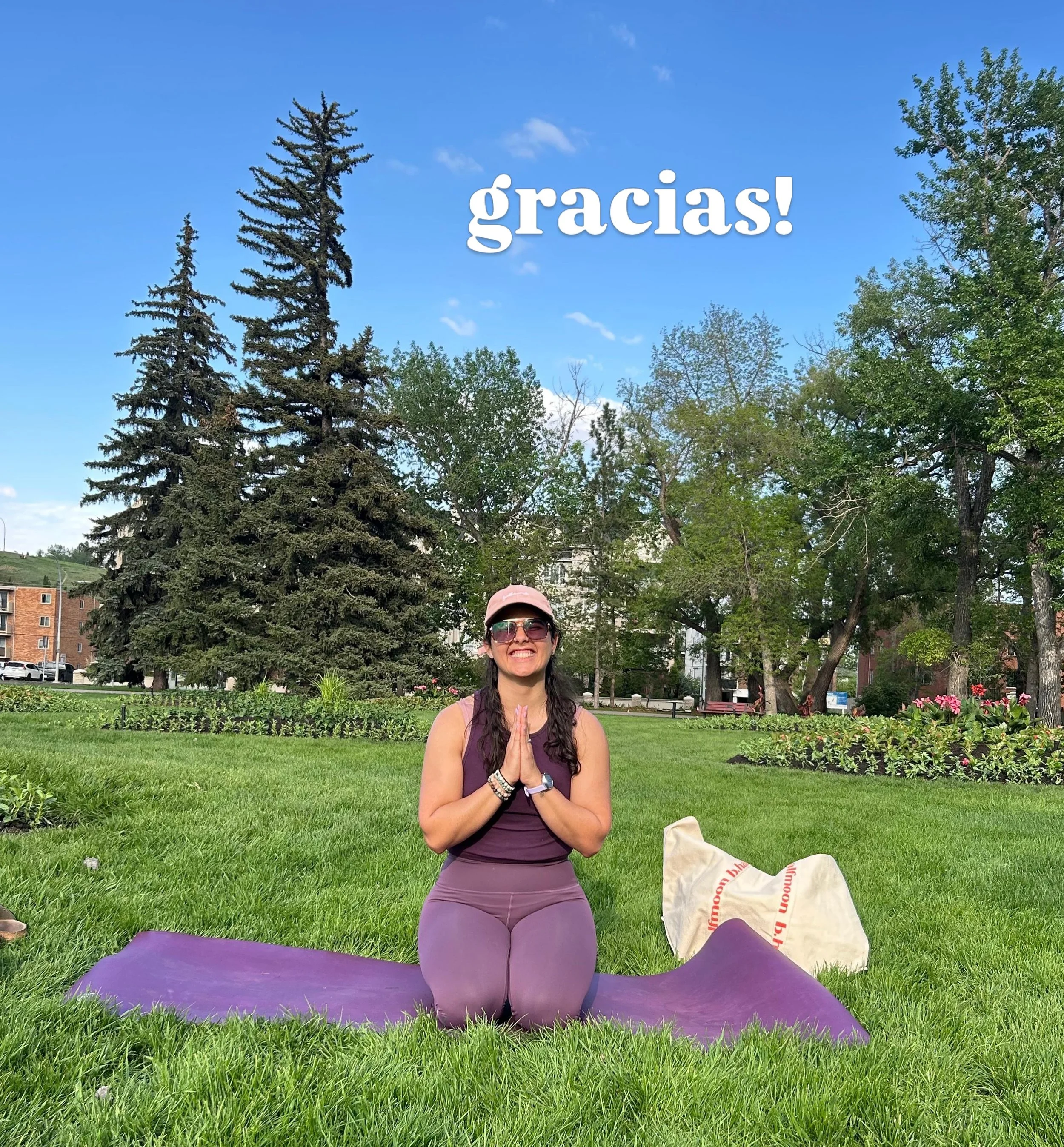 (This one goes in Espa&ntilde;ol!)

Gracias por venir al primer Yoga en el Parque del a&ntilde;o! 🌳 🧘🏽 

Pasamos una tarde espectacular rodeados de naturaleza y comunidad.

Si pudieron asistir, qu&eacute; fue lo que m&aacute;s disfrutaron?

Y si n