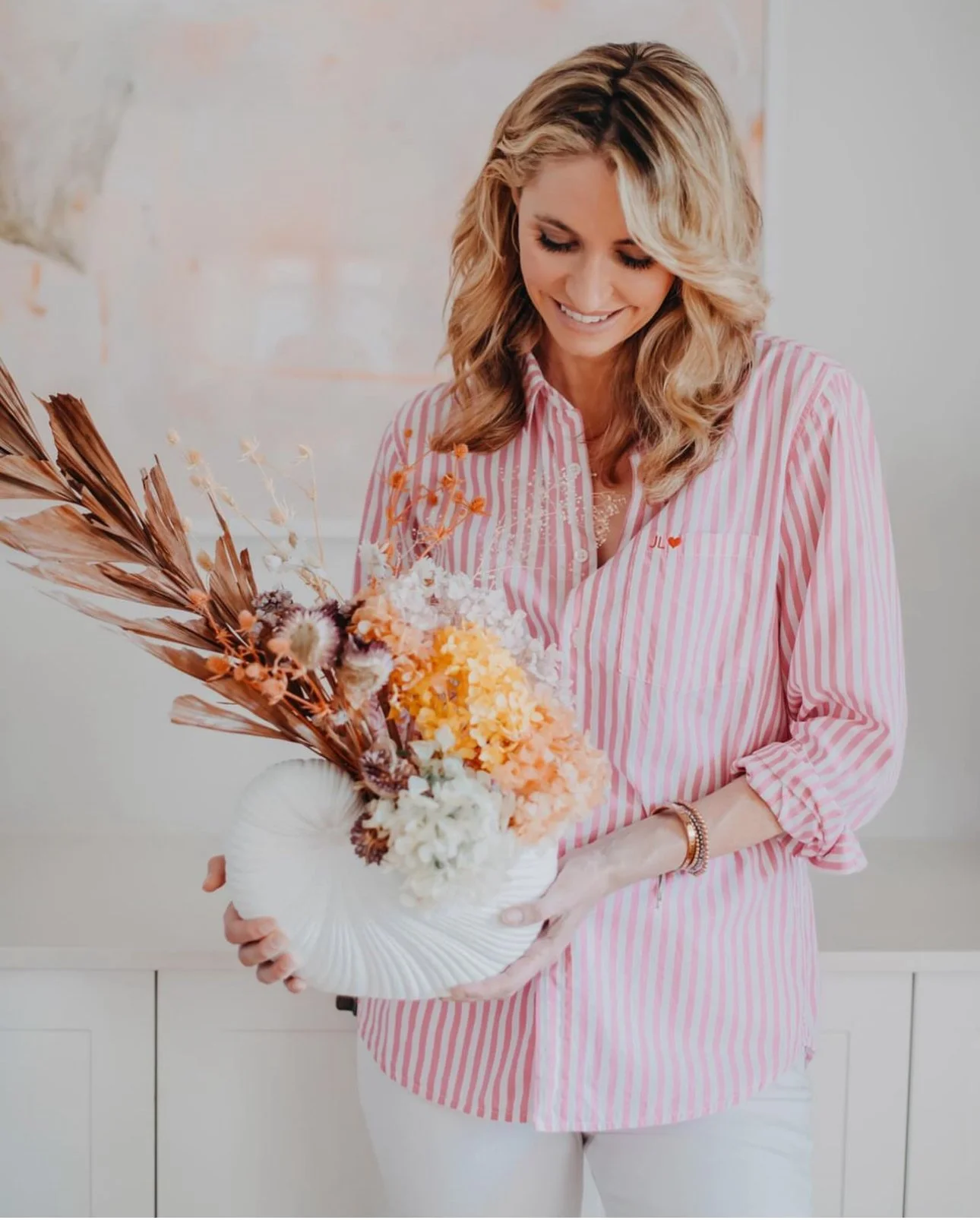 I&amp;P-CREW: We have been so fortunate to have some lovely people wear I&amp;P over the years that we consider friends, including Better Homes + Gardens presenter, @julietlove. 

Juliet wears the Franklin Bold Stripe in Rose
And we've got 10 units l