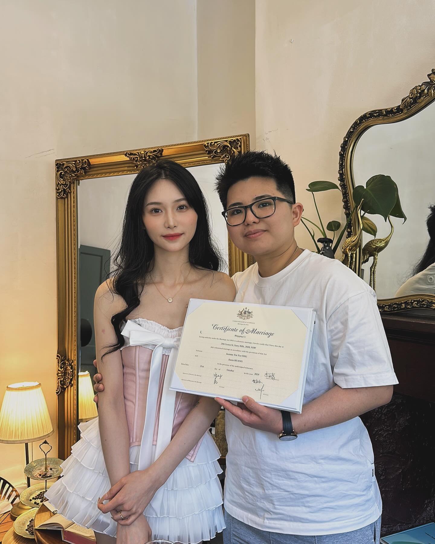 世界上只有一种取向🌈 叫心之所向🩵

#LoveIsLove #HeartKnowsTheWay #SameSexMarriage #CelebrateLove #SydneyCelebrant #LoveWins #EqualityMatters #PrideAndJoy #FollowYourHeart #WeddingDayMagic&rdquo;