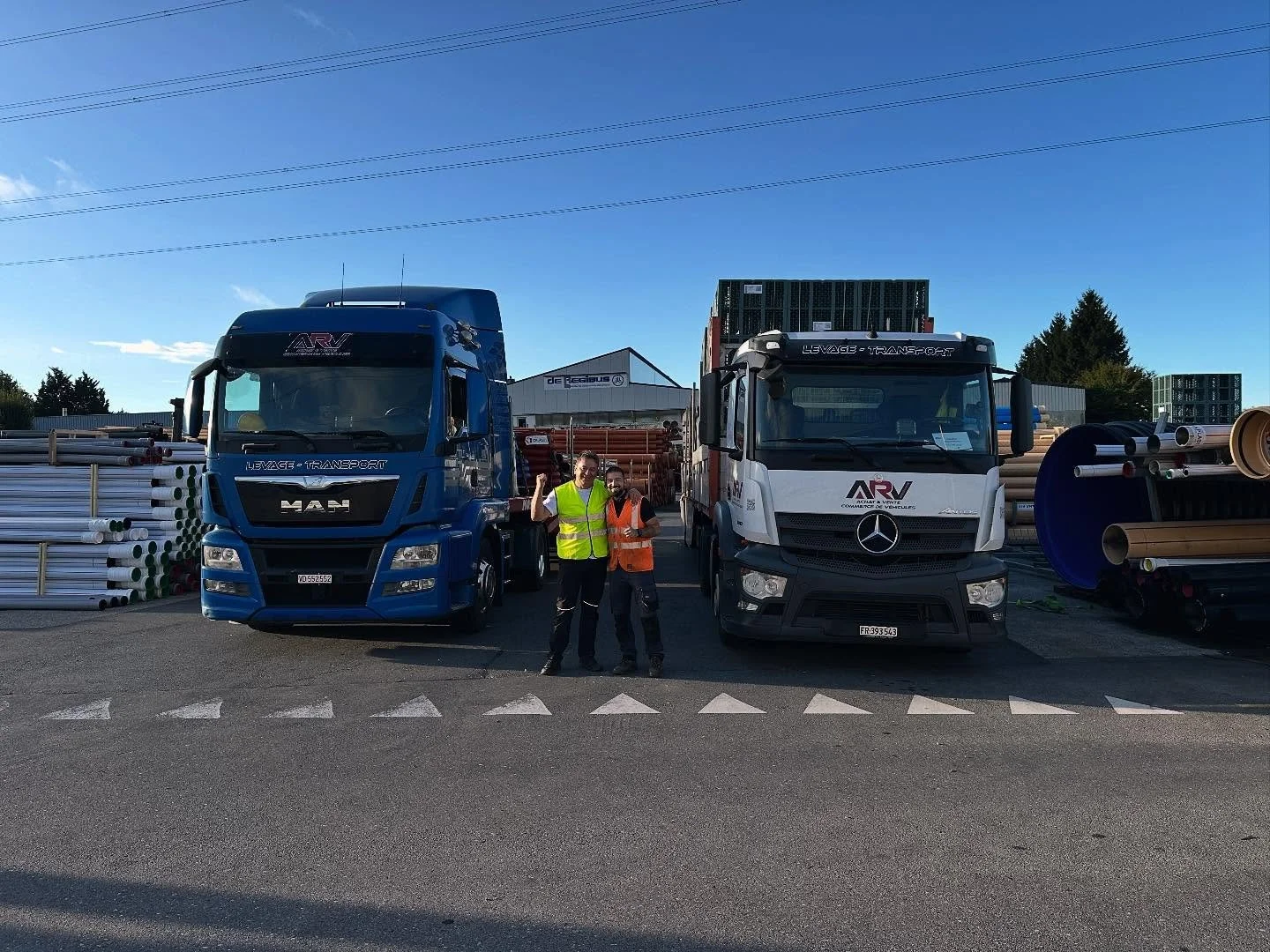 Le p&egrave;re est celui qui transmet, qui prot&egrave;ge et qui guide.

Par son travail et son exp&eacute;rience, il a b&acirc;ti au fil des ann&eacute;es un savoir solide, devenu un v&eacute;ritable h&eacute;ritage.

C&rsquo;est avec fiert&eacute; 