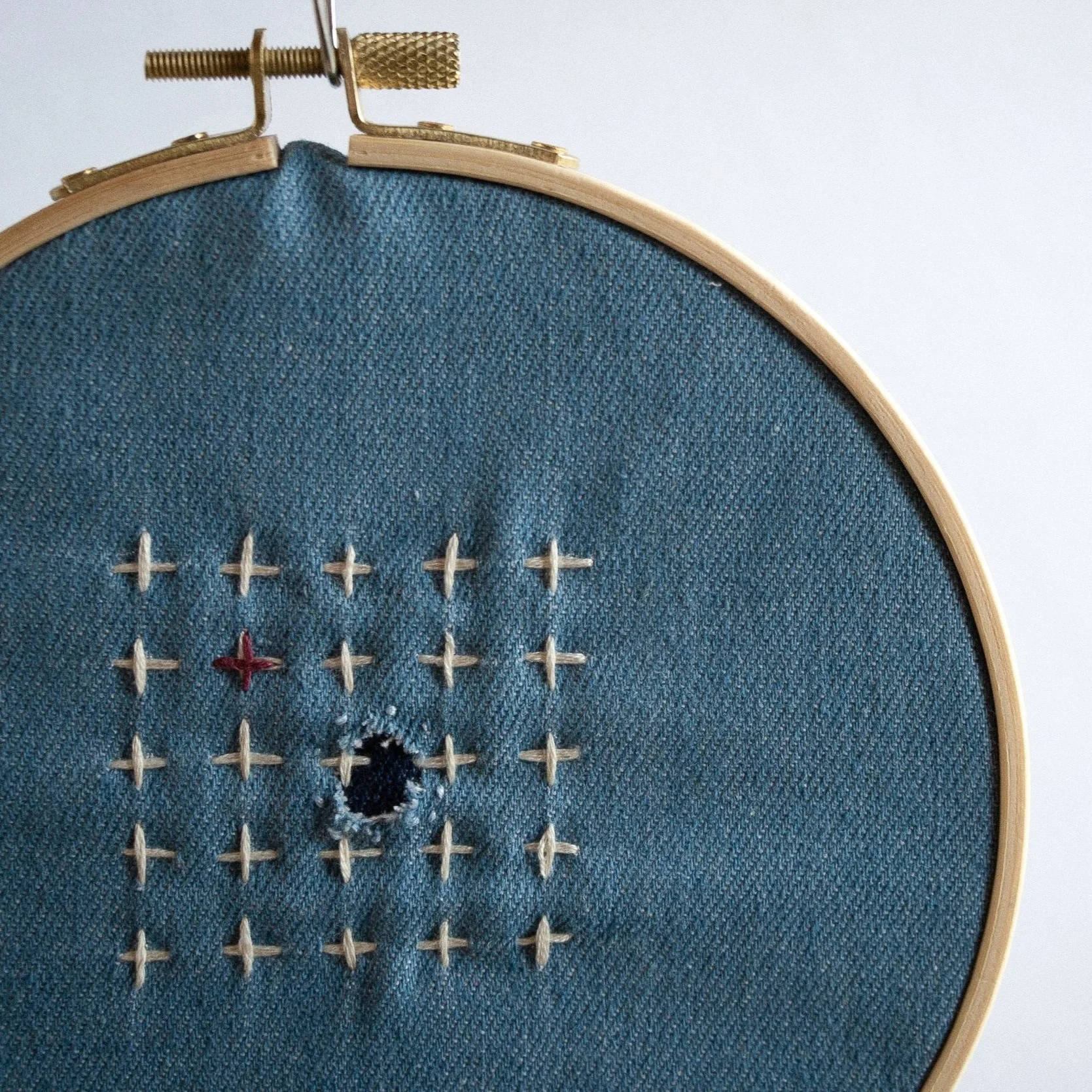 Embroidery-hoop-repair-mending