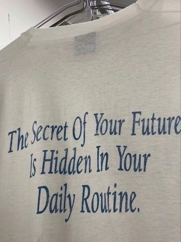 Routine routine routine! 
It is so important to have a healthy daily routine (and of course include pilates)❤️&zwj;🔥