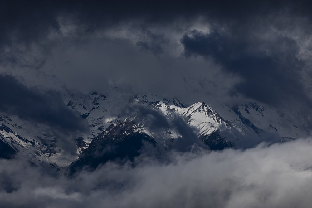 Mount Kawagarbo in Meili at 6470m.
Limited Edition of 20 signed prints. Please check available stock.