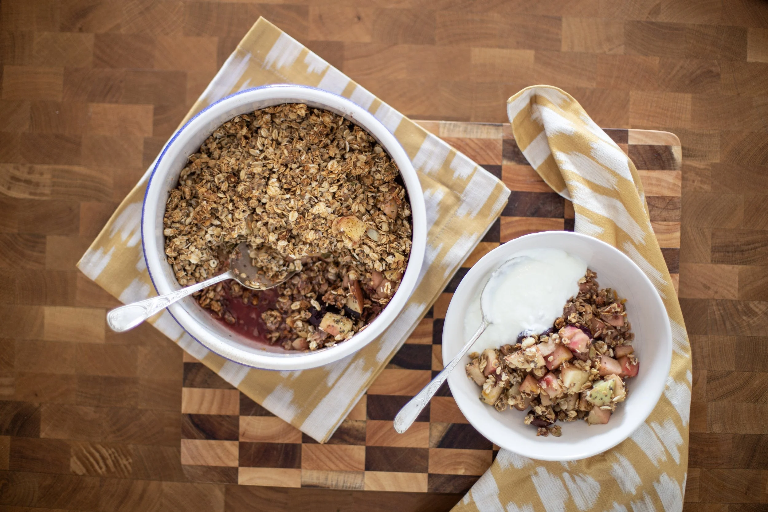 Apple &amp; Cherry Breakfast Crumble
