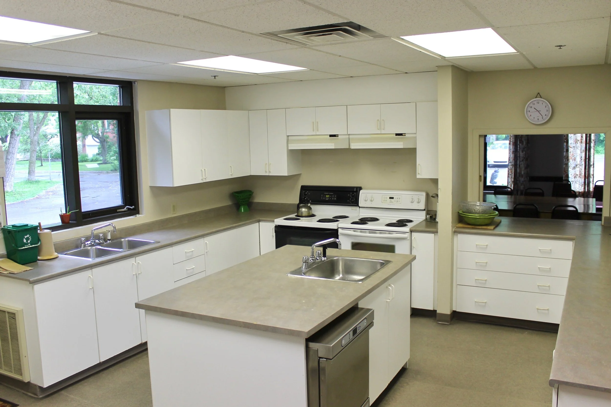 Kitchen (2).jpeg