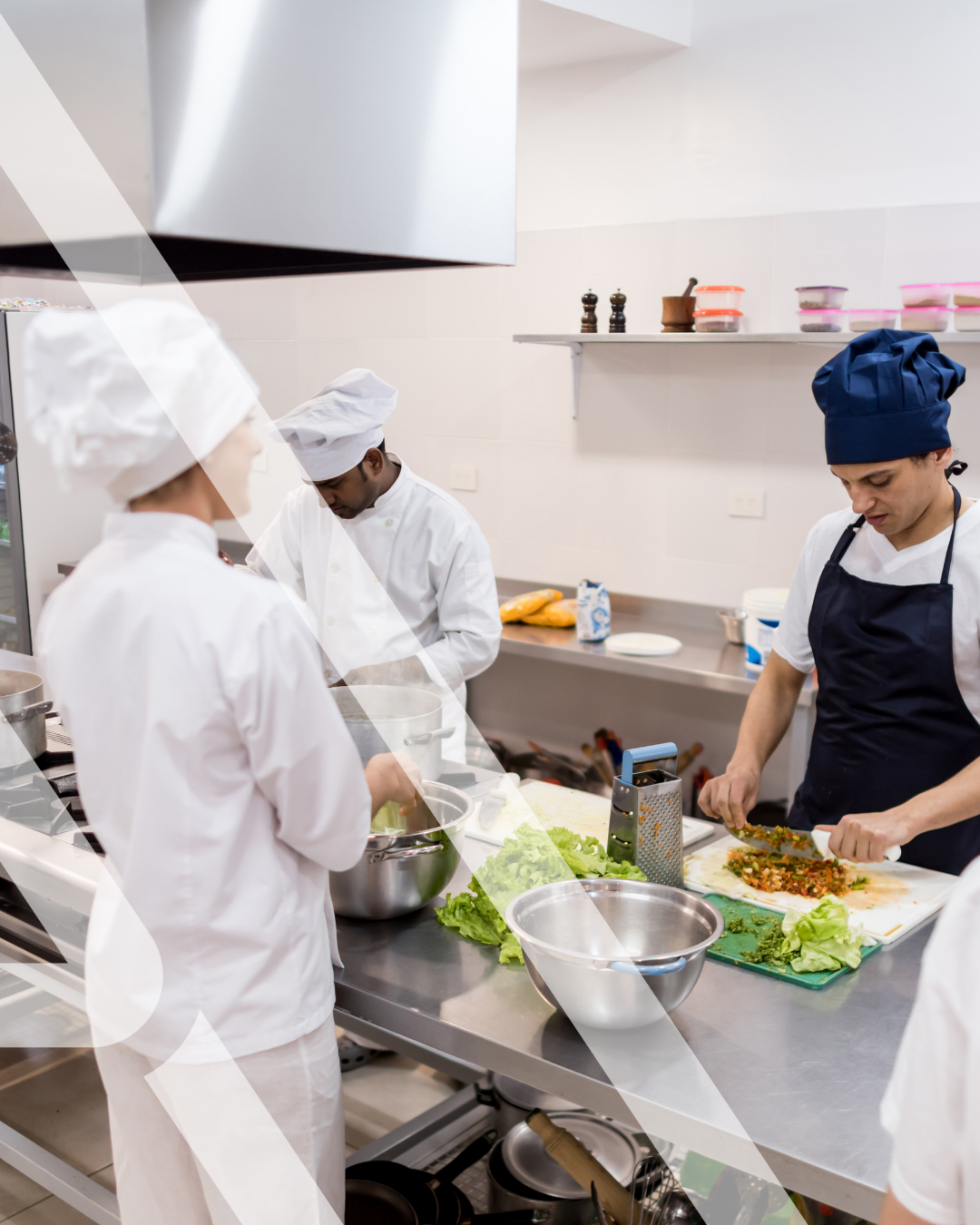 Pourquoi votre équipe de cuisine est surchargée — et comment le personnel temporaire peut faire toute la différence