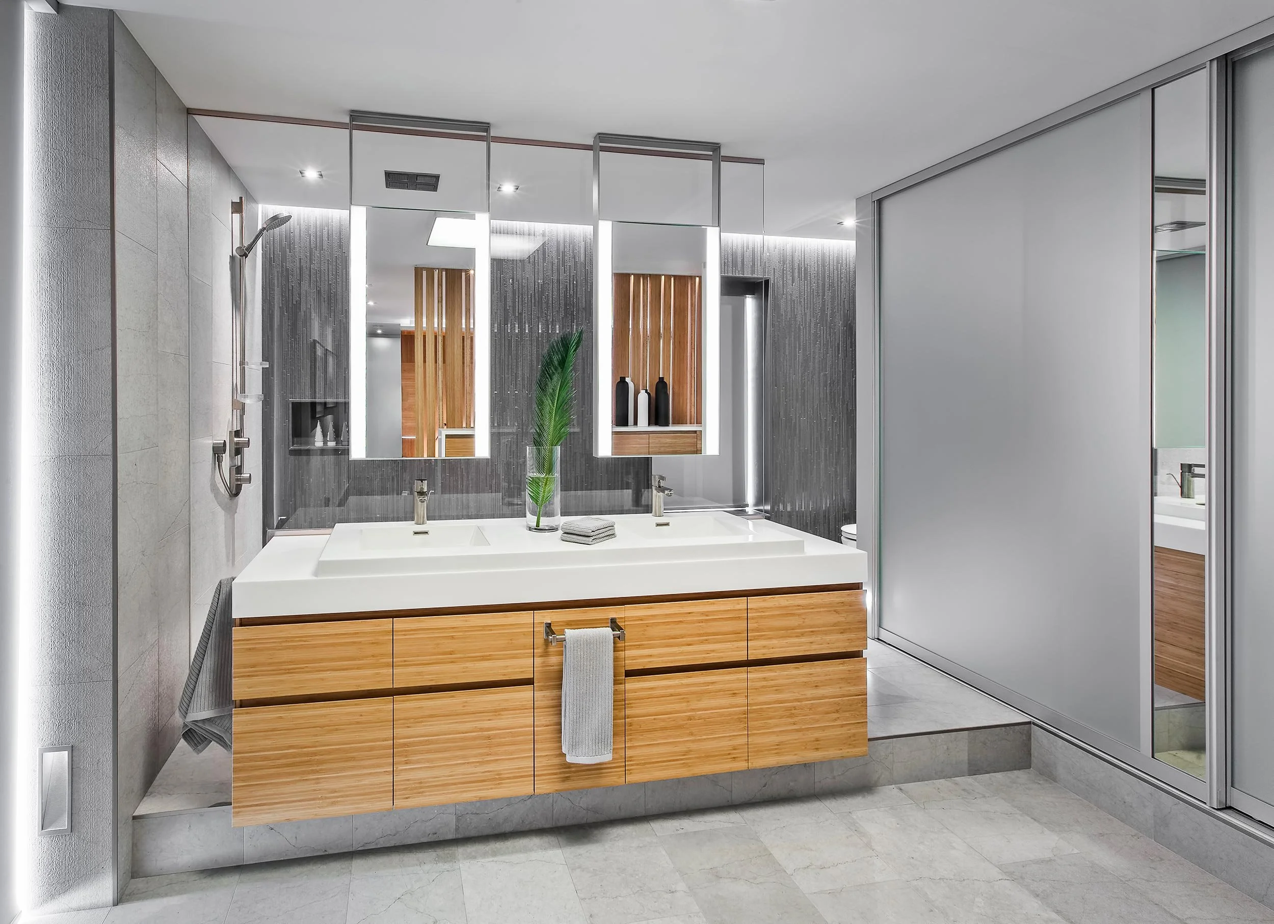 Primary bath