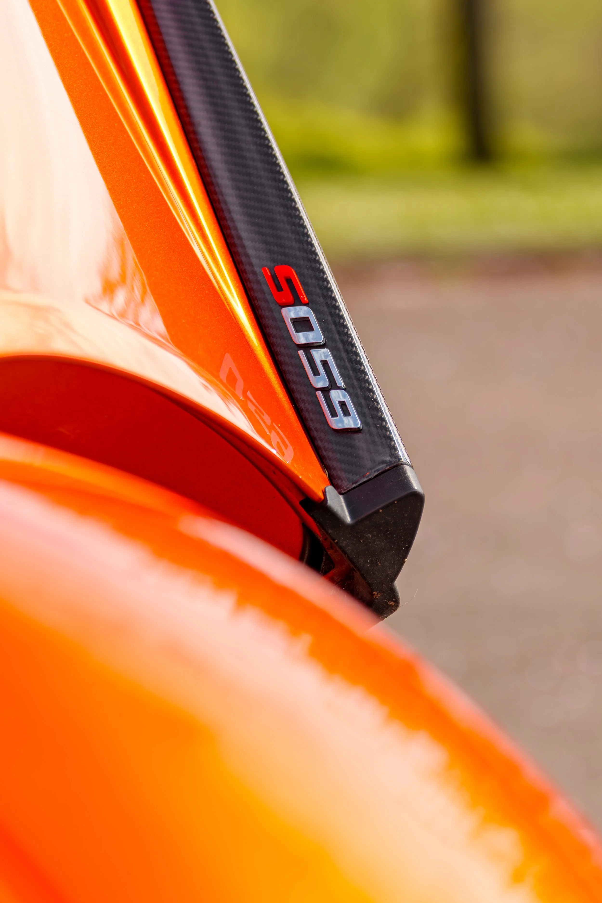 Mclaren_650s_cherry_blossoms_small-11.jpg