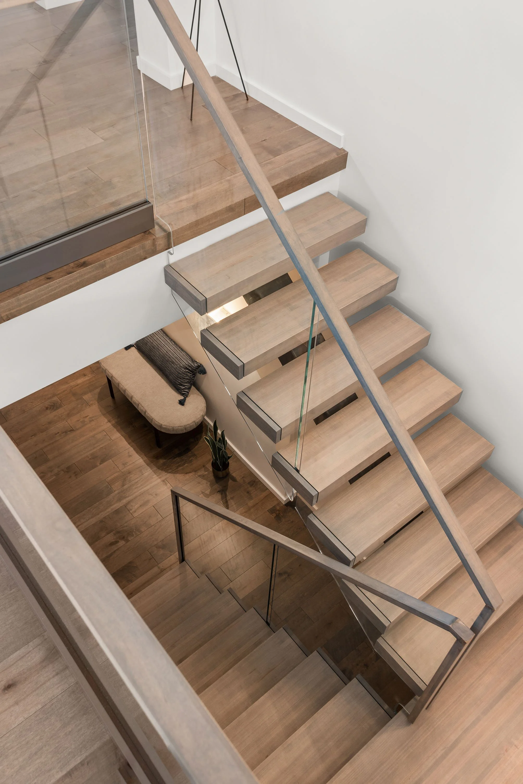 50 Interlaken Rd (13).jpg