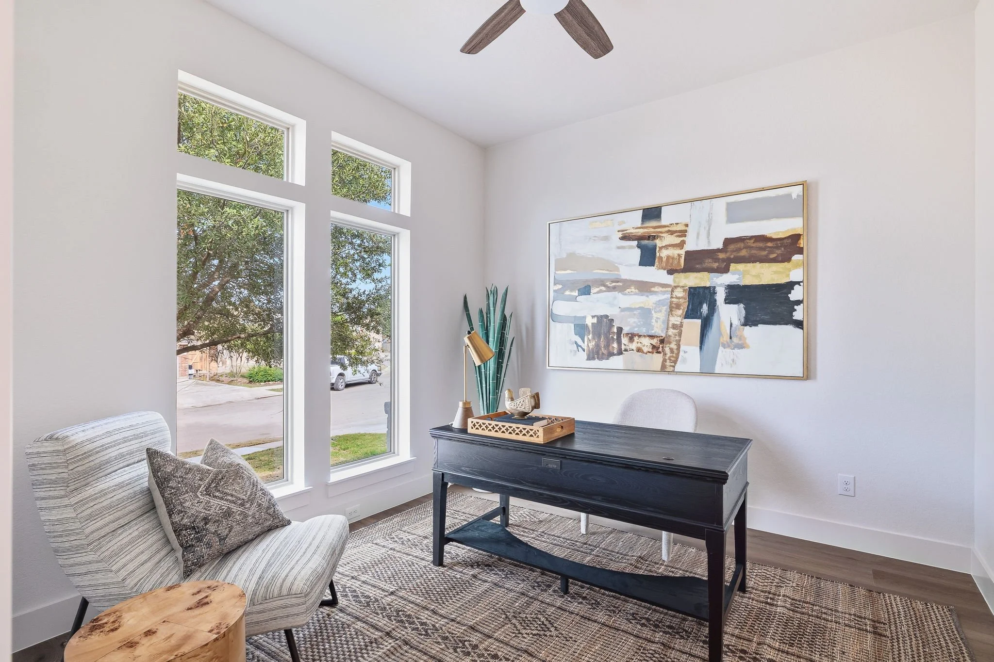 7-web-or-mls-1751 Oakmont Cir-7.jpg