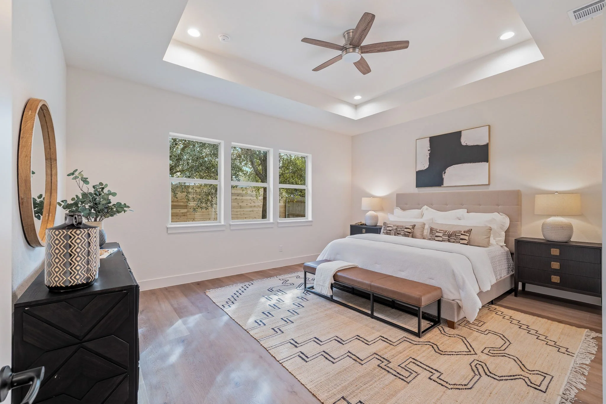 20-web-or-mls-1751 Oakmont Cir-20.jpg