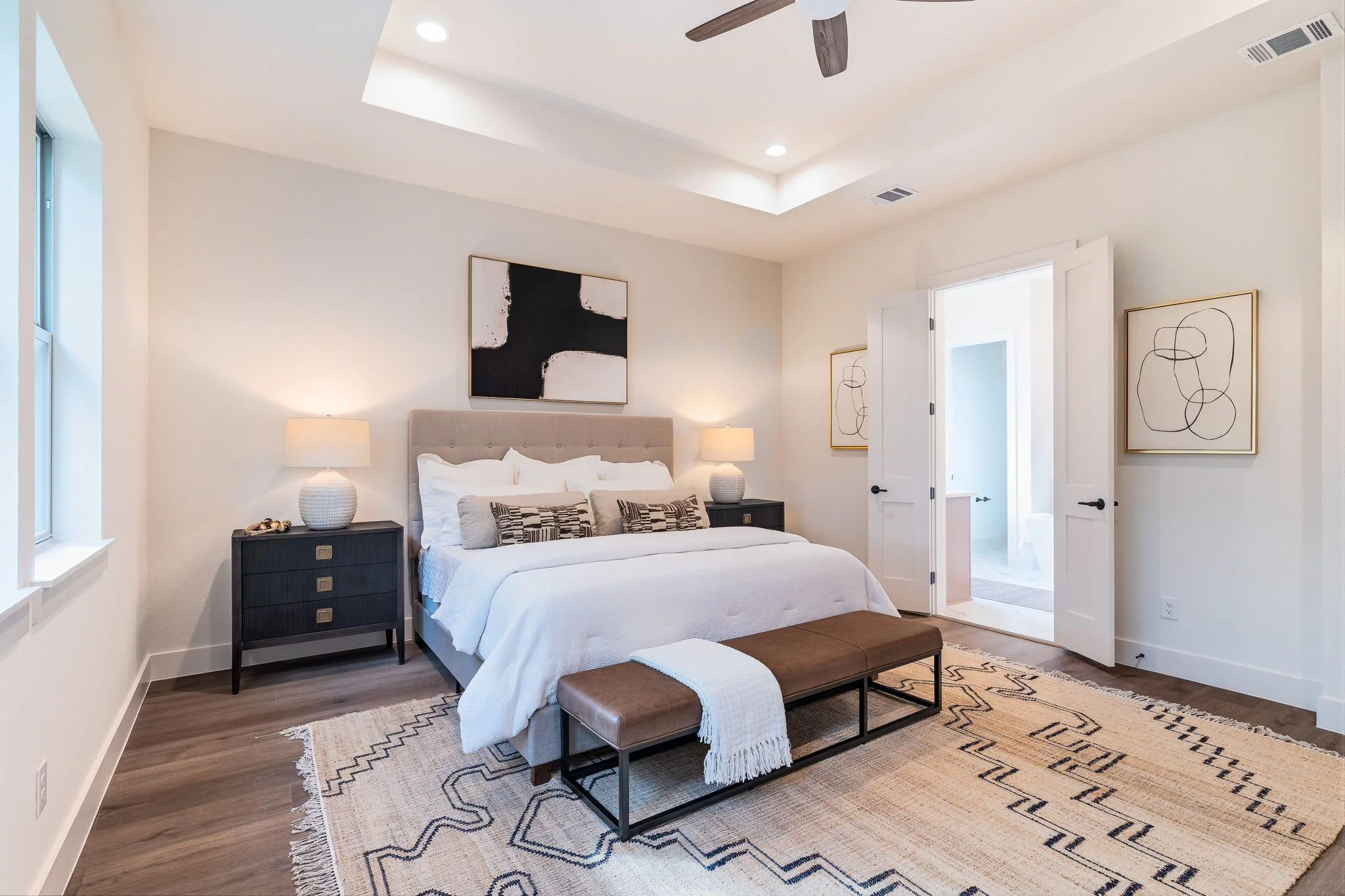 21-web-or-mls-1751 Oakmont Cir-21.jpg