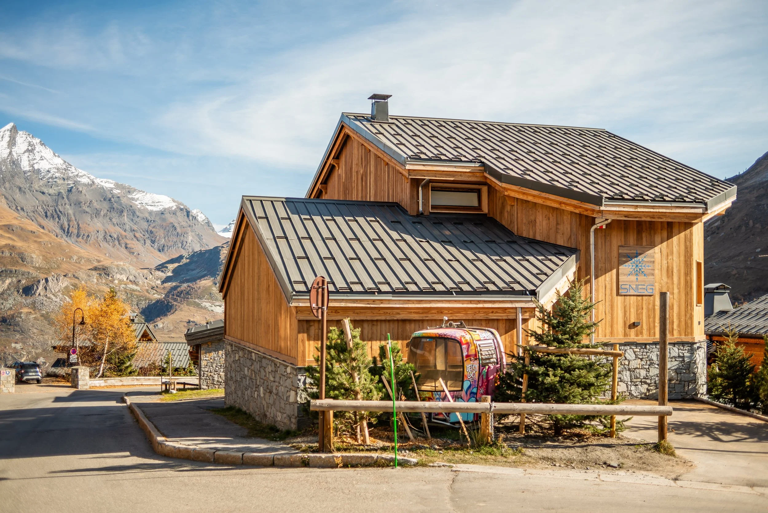 chalet_luxe_sneg_vue_panoramique_exterieure-min.jpg