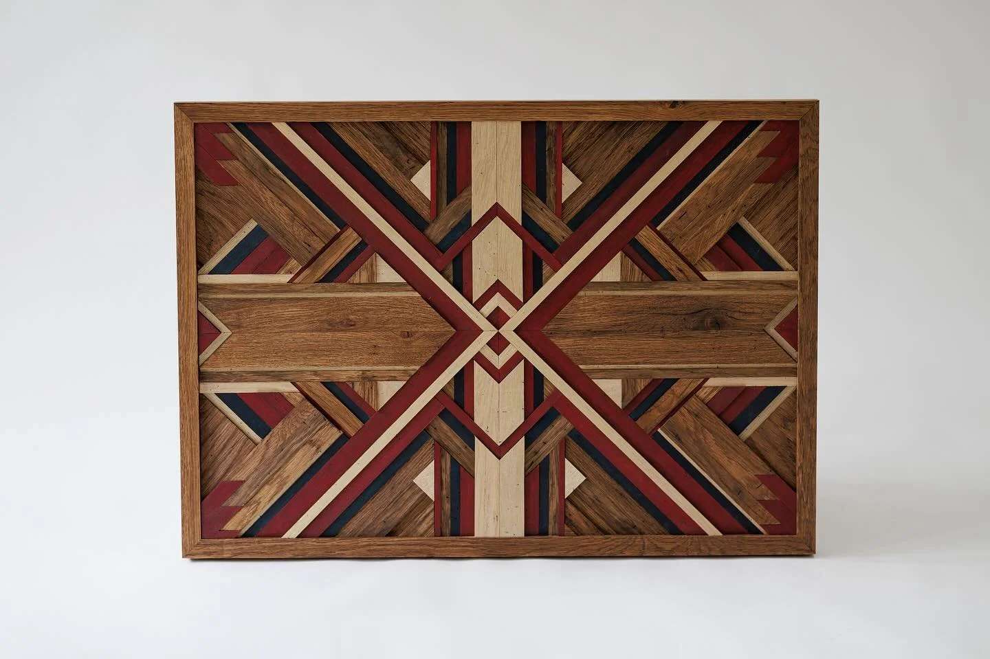 This commission was such a dream to do!  They picked the colors and gave me complete creative control and it turned out so beautiful!  A special thanks to @bsweems for her assistance with color coordination and shoutout to @concord.creative for amazi