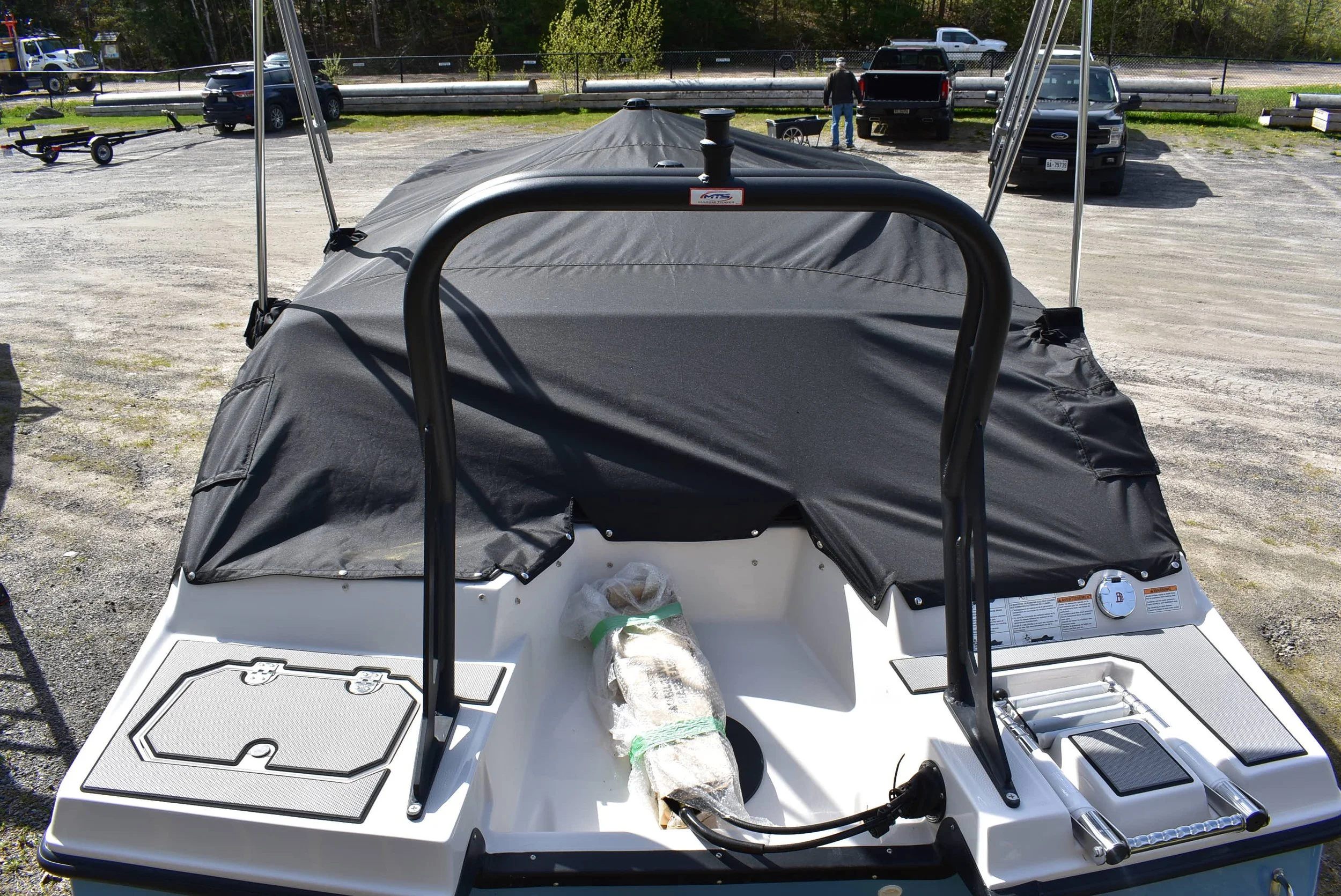 SV 18 AFT WITH COVER.JPG