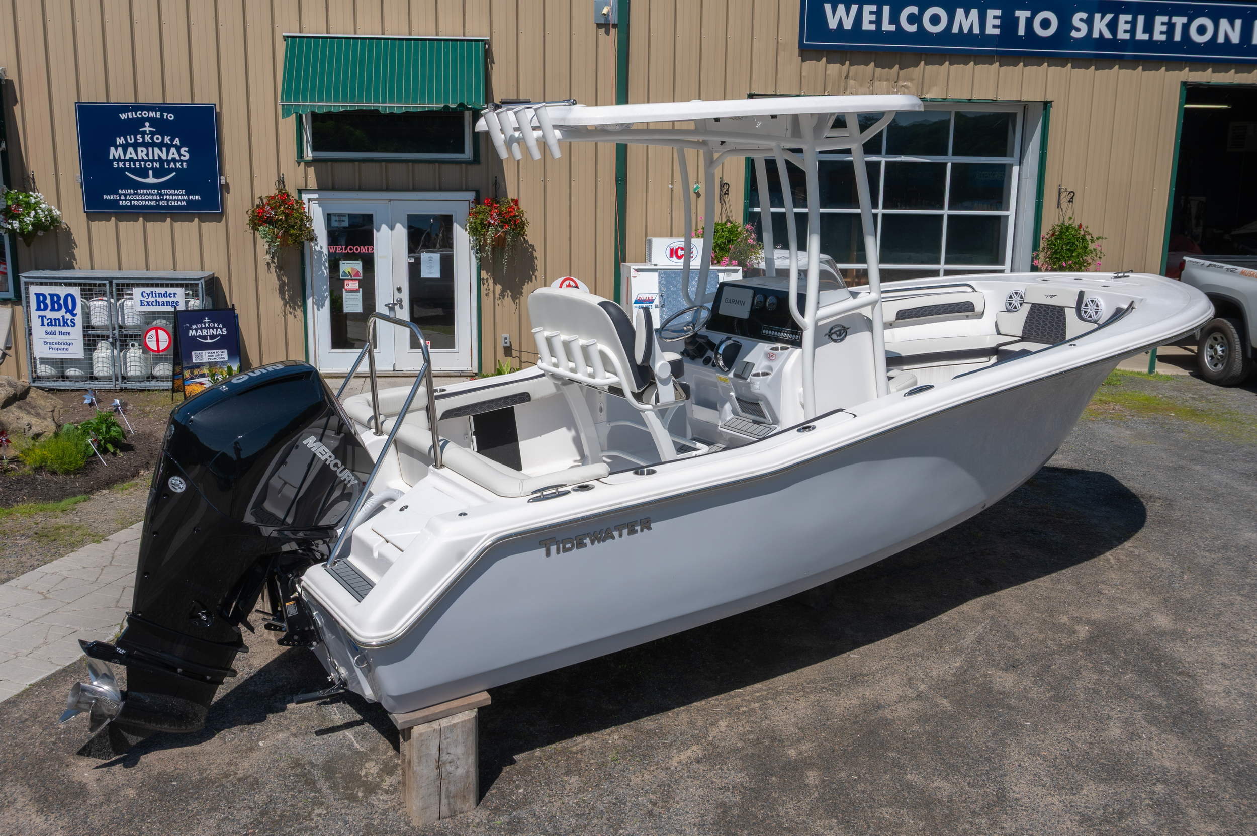 MM_2024 Tidewater 220 LXF-04-edited.png