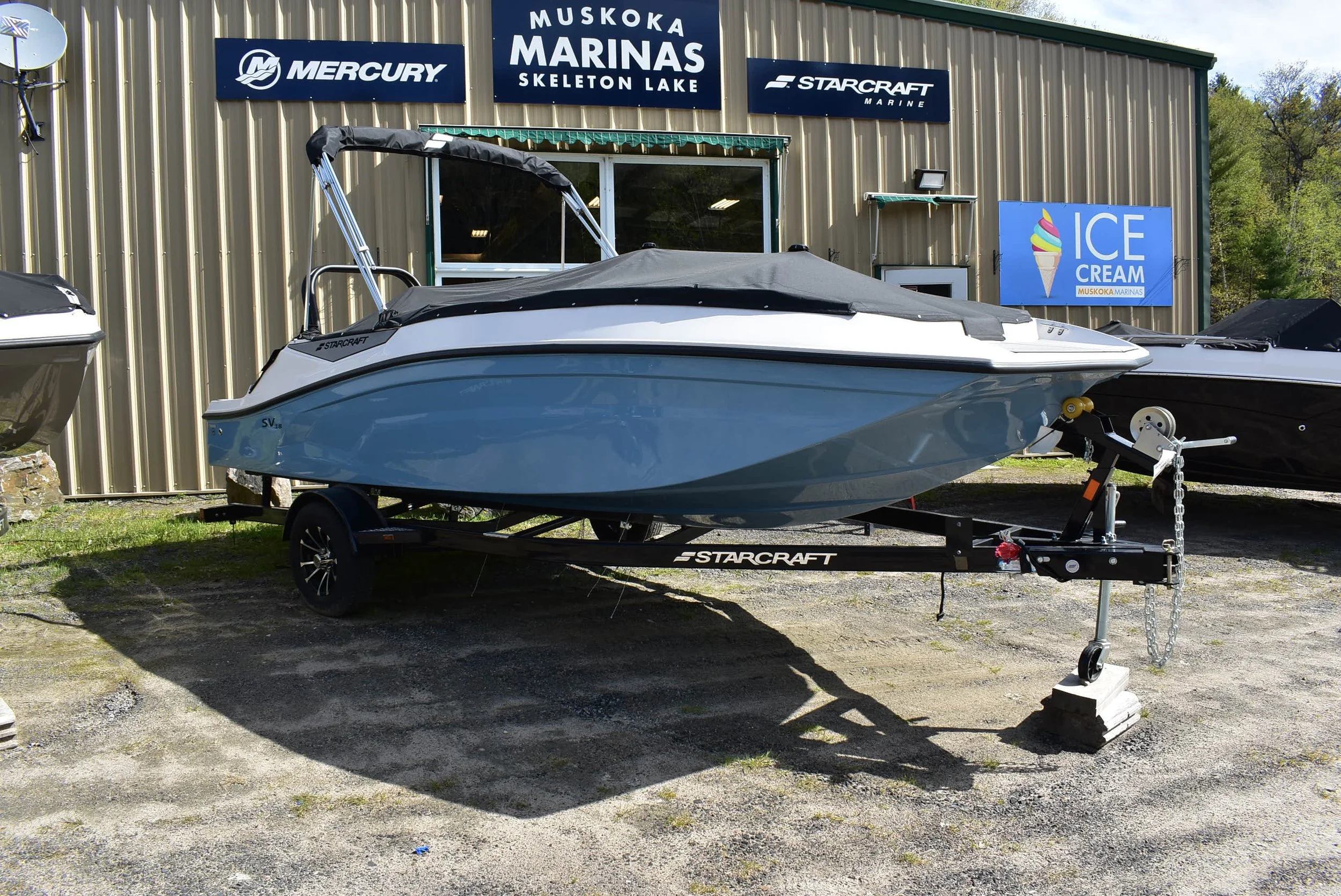 SV 18 STBD W COVER.JPG