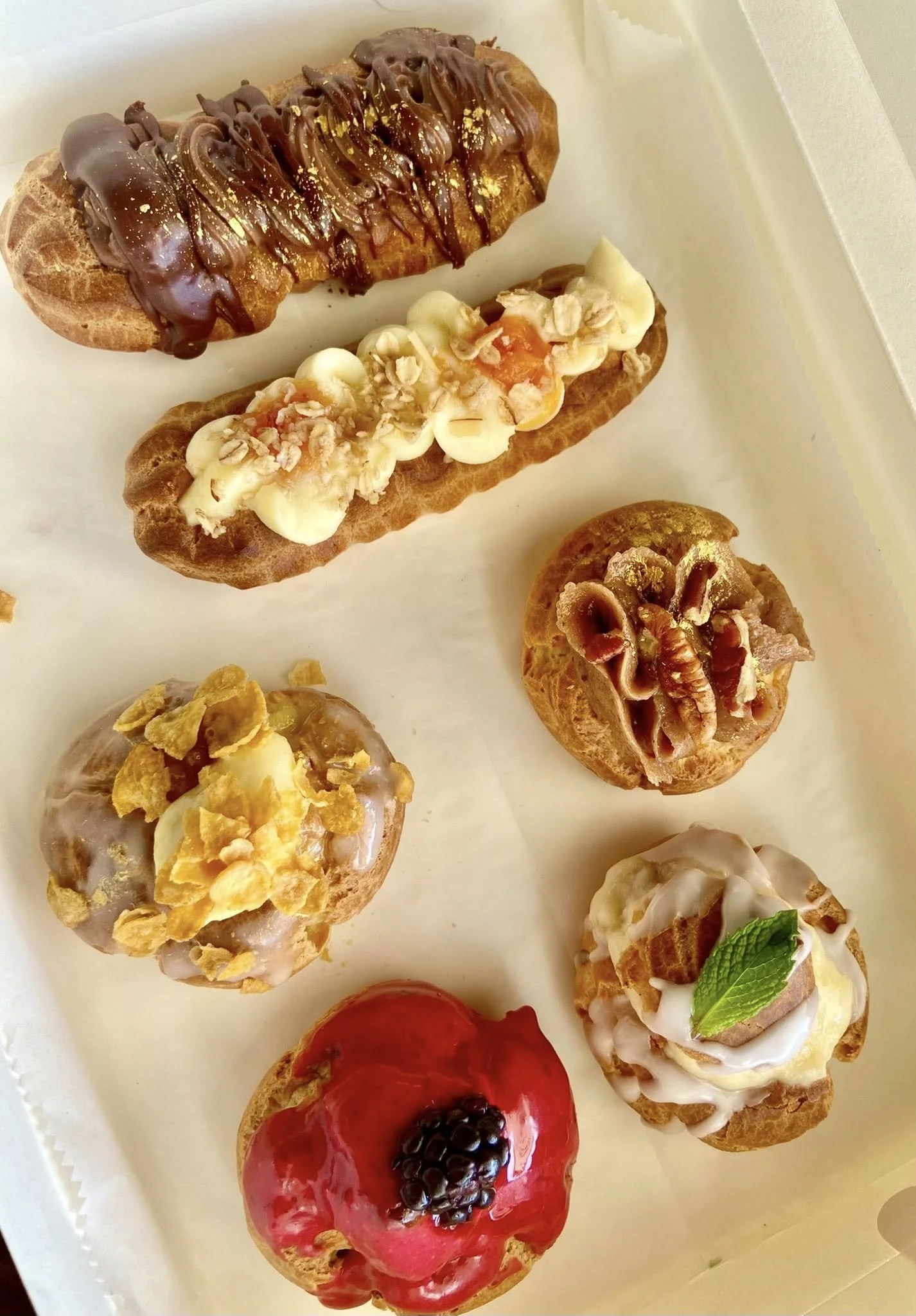 Southern Crem Puff & Eclair Box