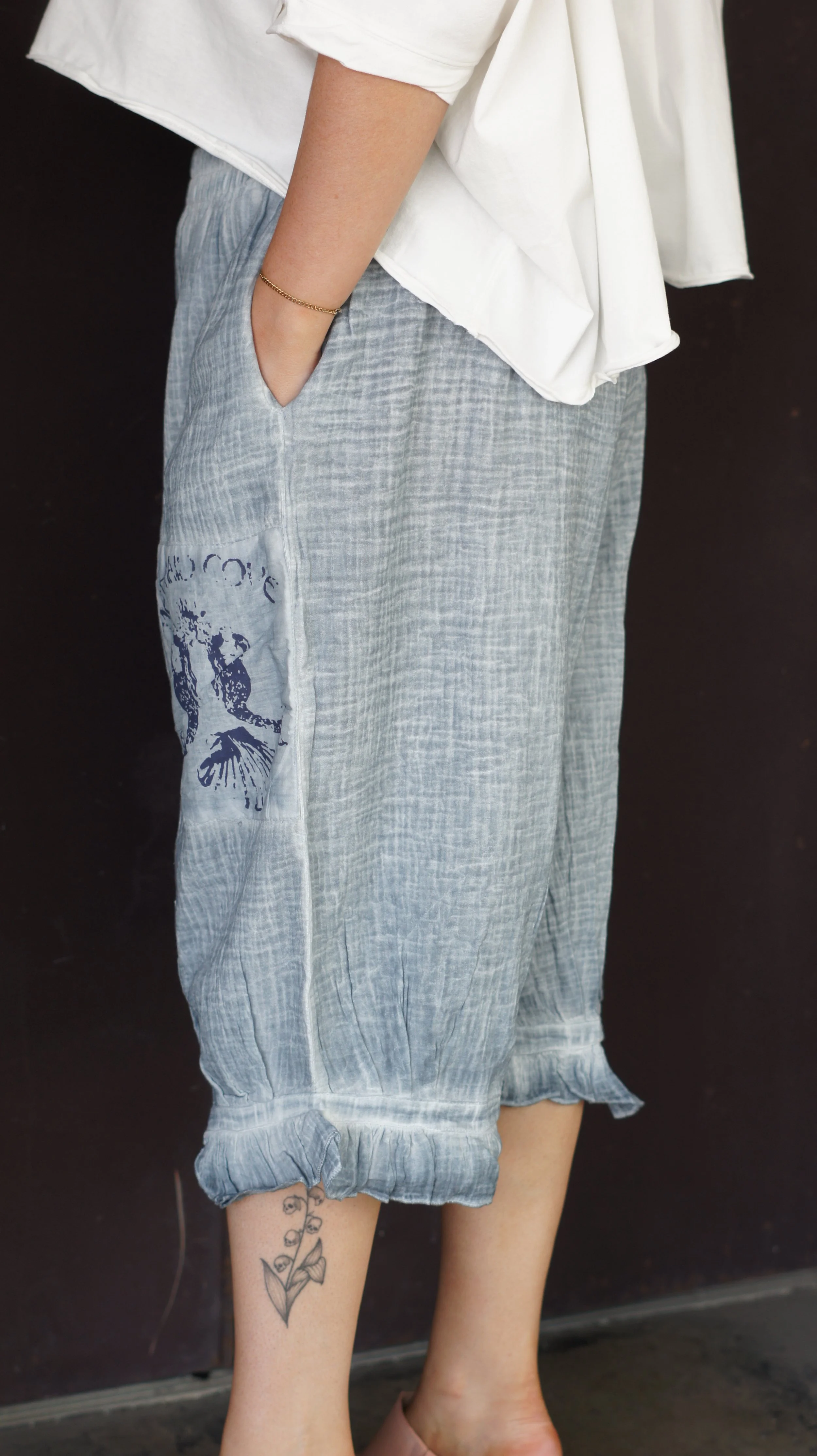 Blue Capri Bloomers S.JPG