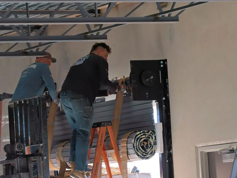 Benefits of Hiring Expert Garage Door Repair Services