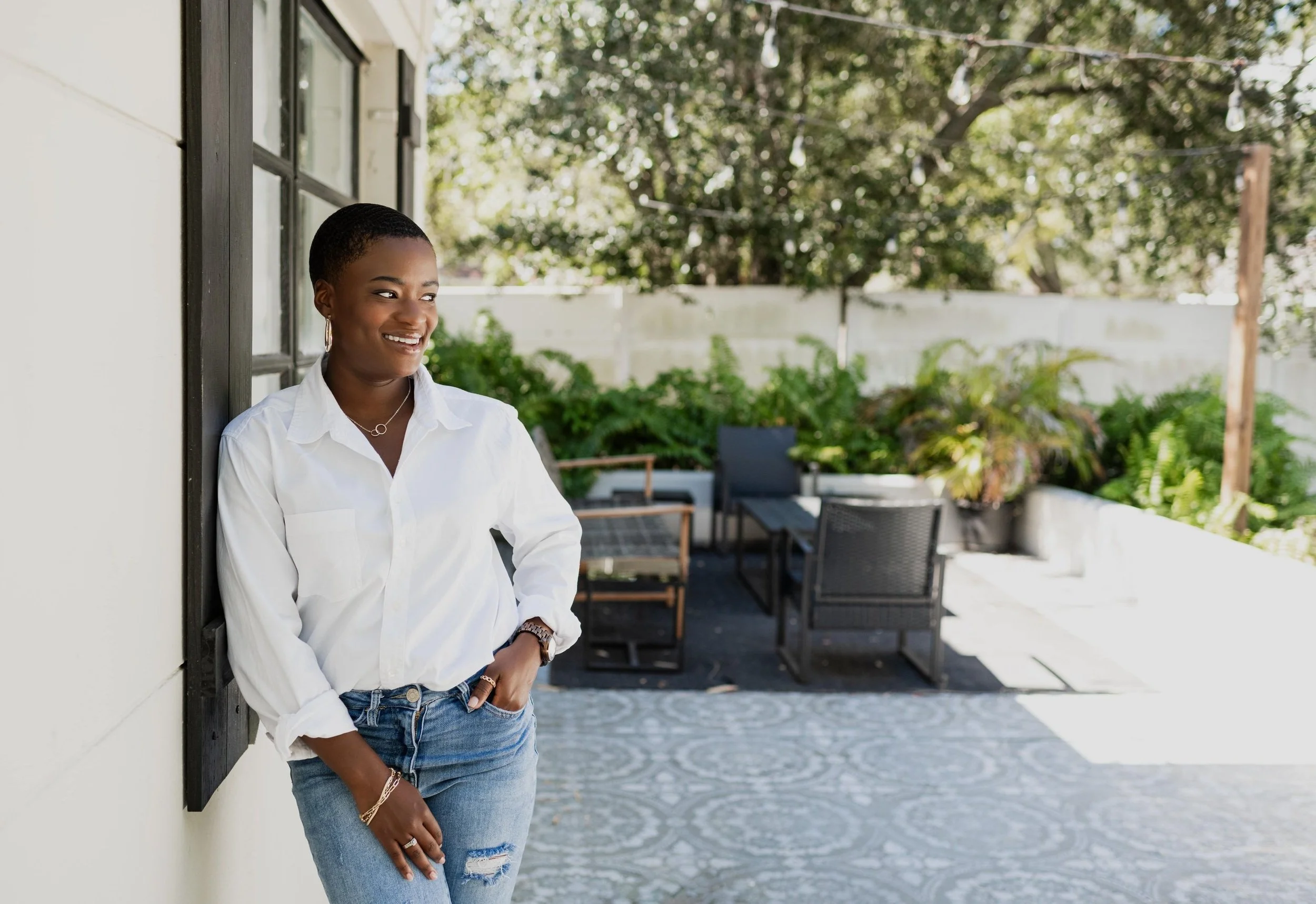Dee Larkin, Holistic Christian Doula, outside in Valrico, Florida.