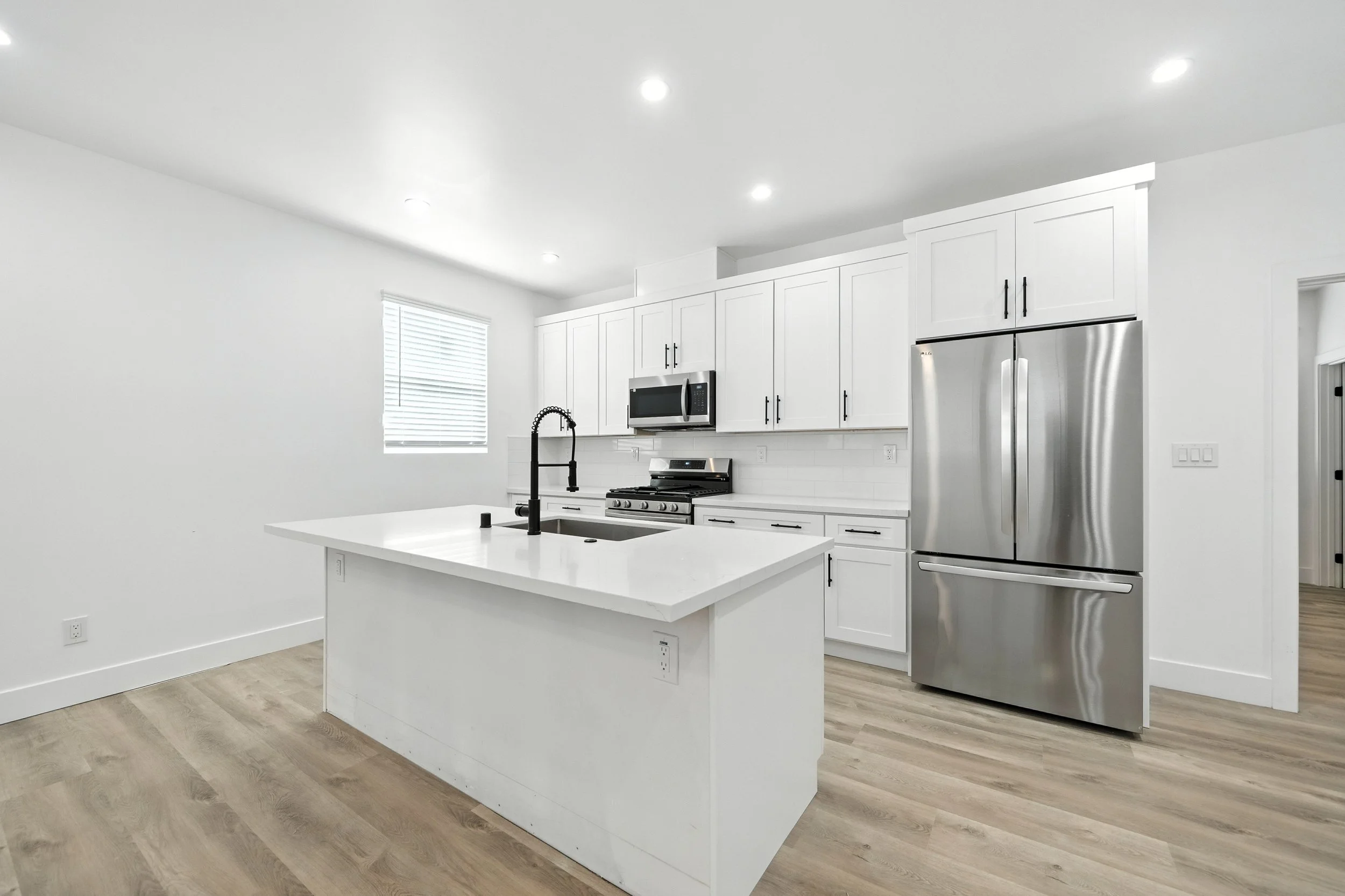 5536 Tilbury St (39 of 39).jpg