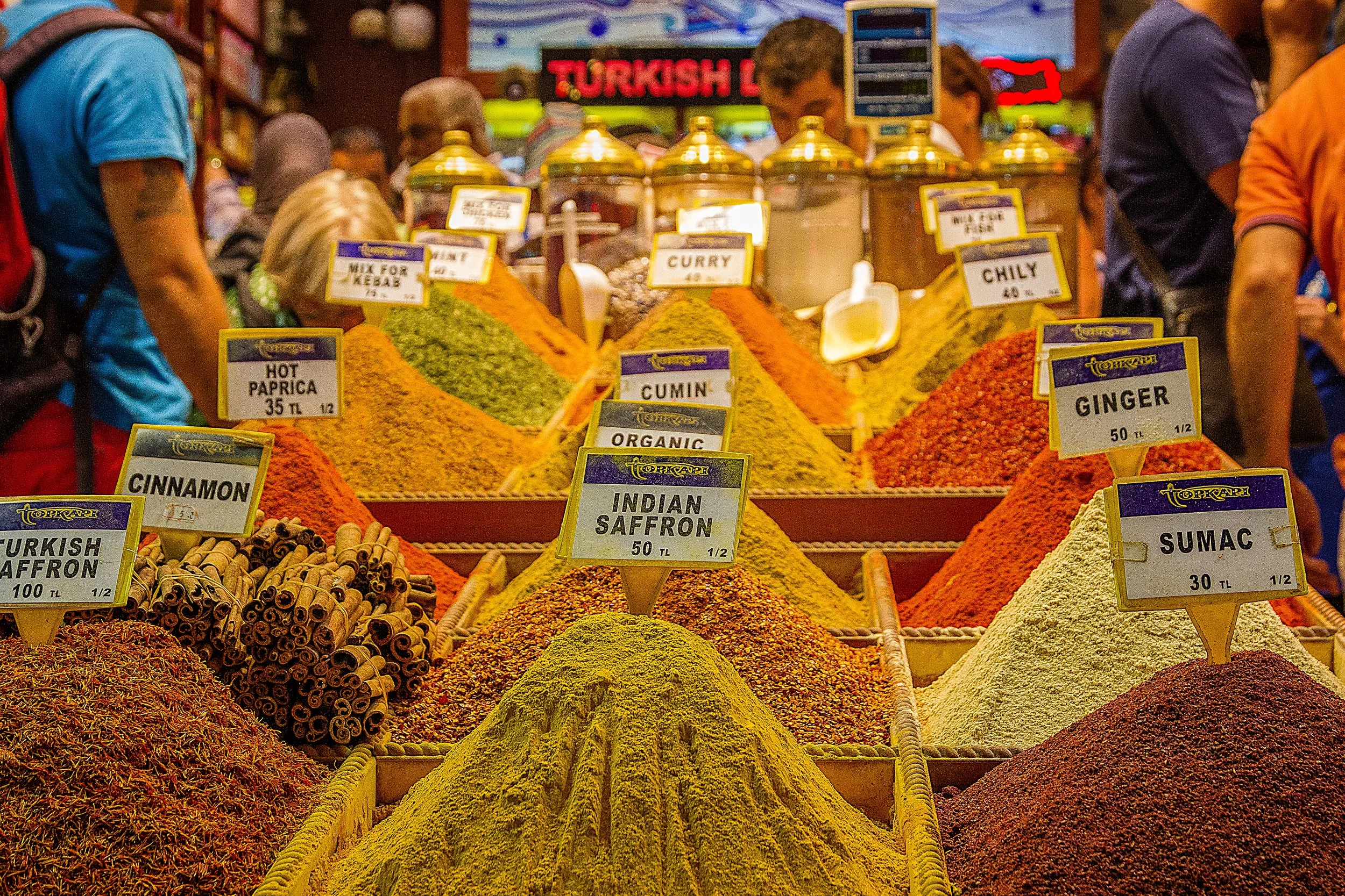 Istanbul: A Field Guide to Food, Culture, Neighbourhoods, and Local Rhythm