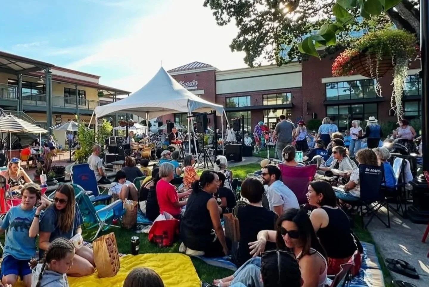 Performance at Oakway Center