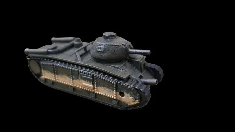 A WWII tank miniature. #flip-target