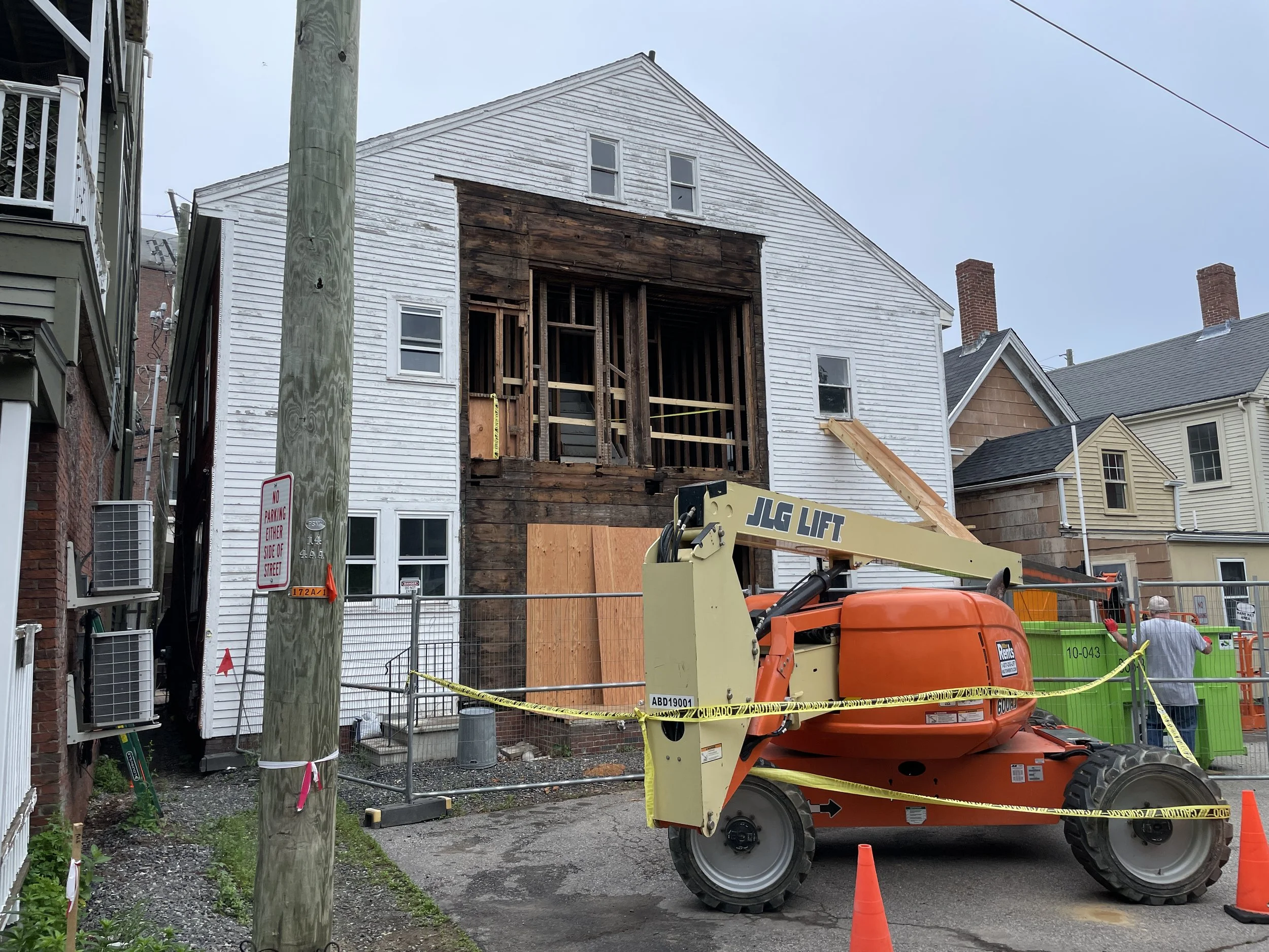 85 under contruction (2).jpeg