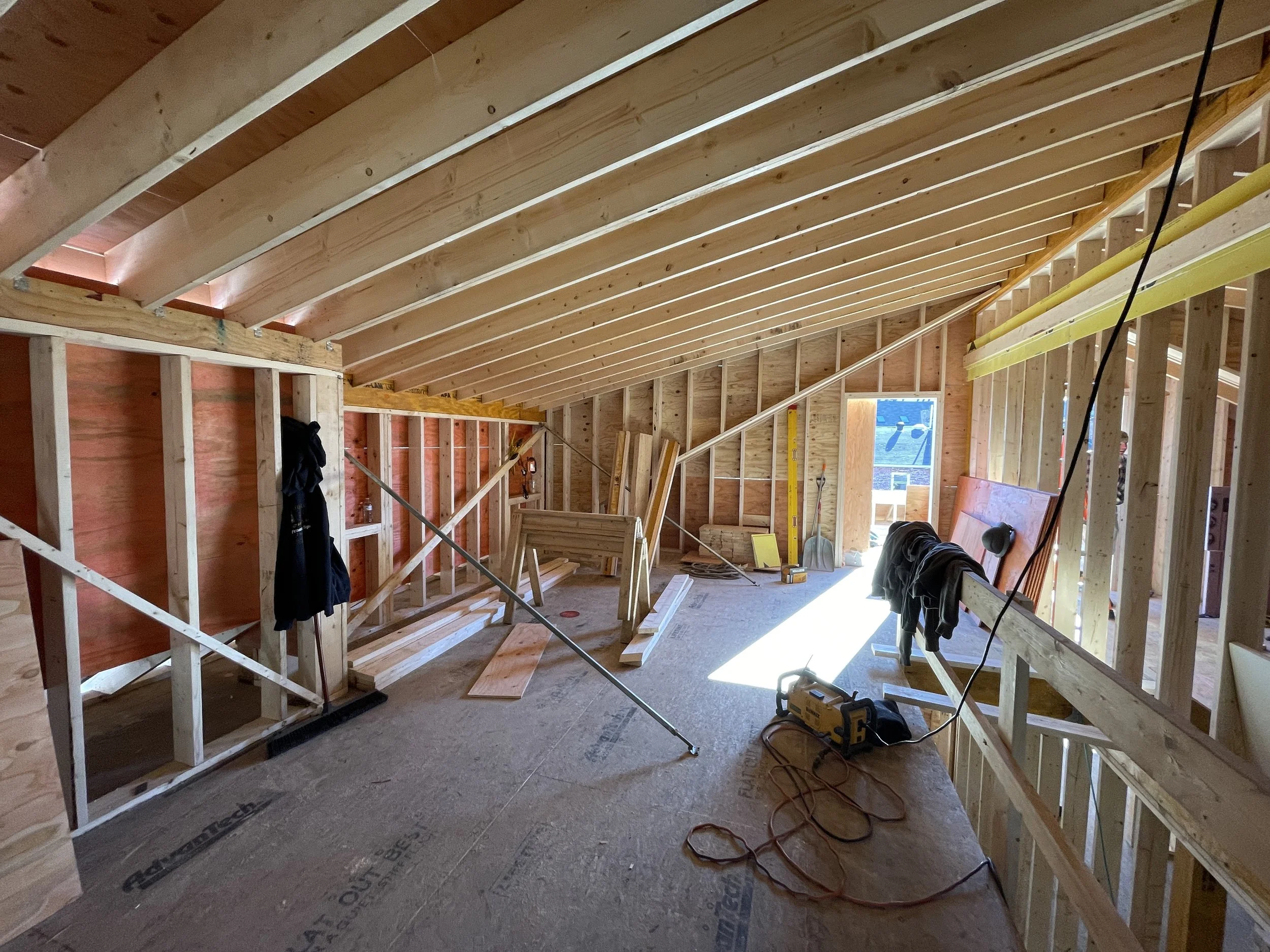 85 under contruction (5).jpeg