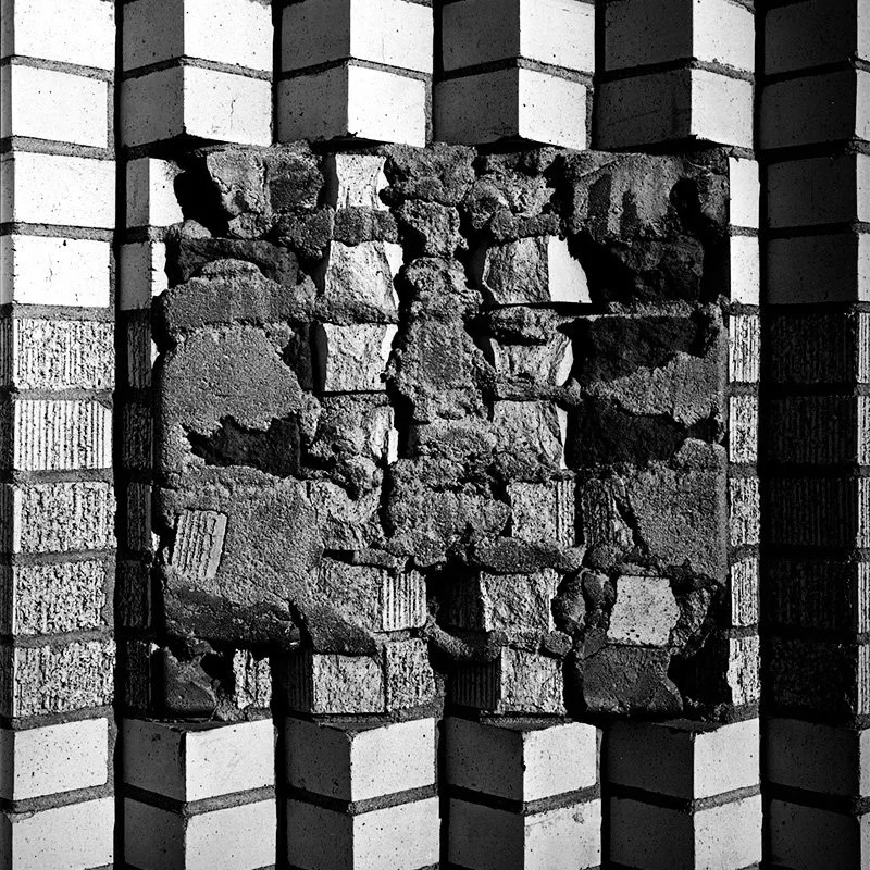 Bricks+sans+Sign+Delta.jpg