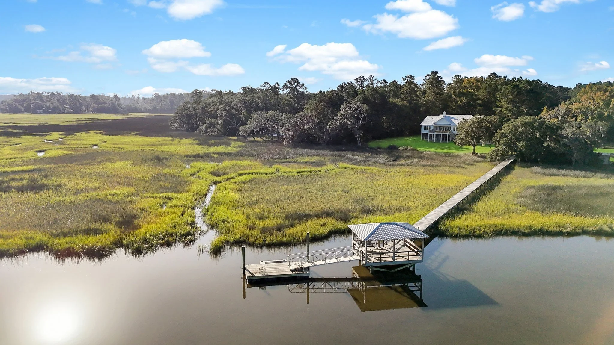 river-house-dock.jpg