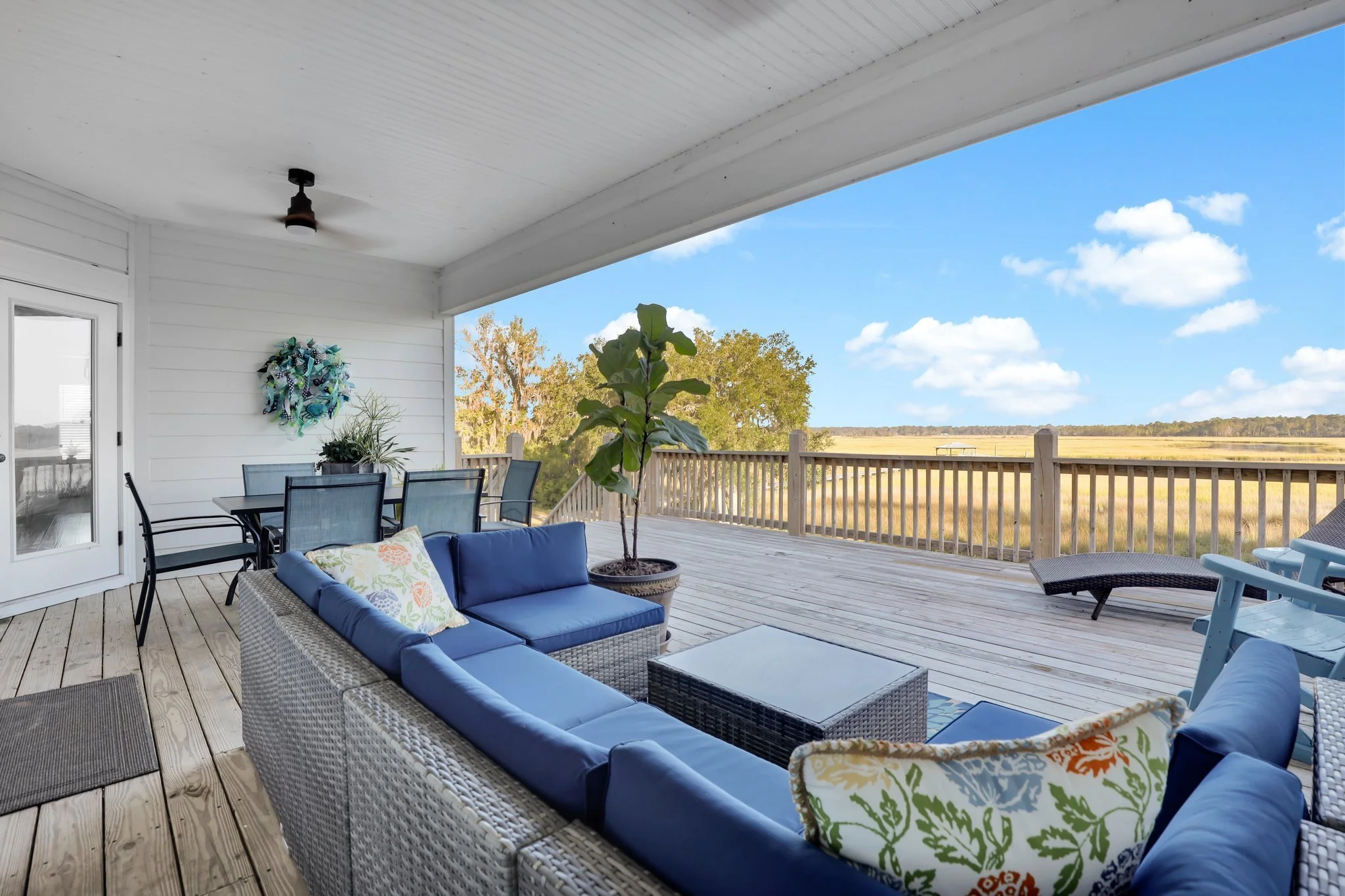 river-house-balcony-1.jpg