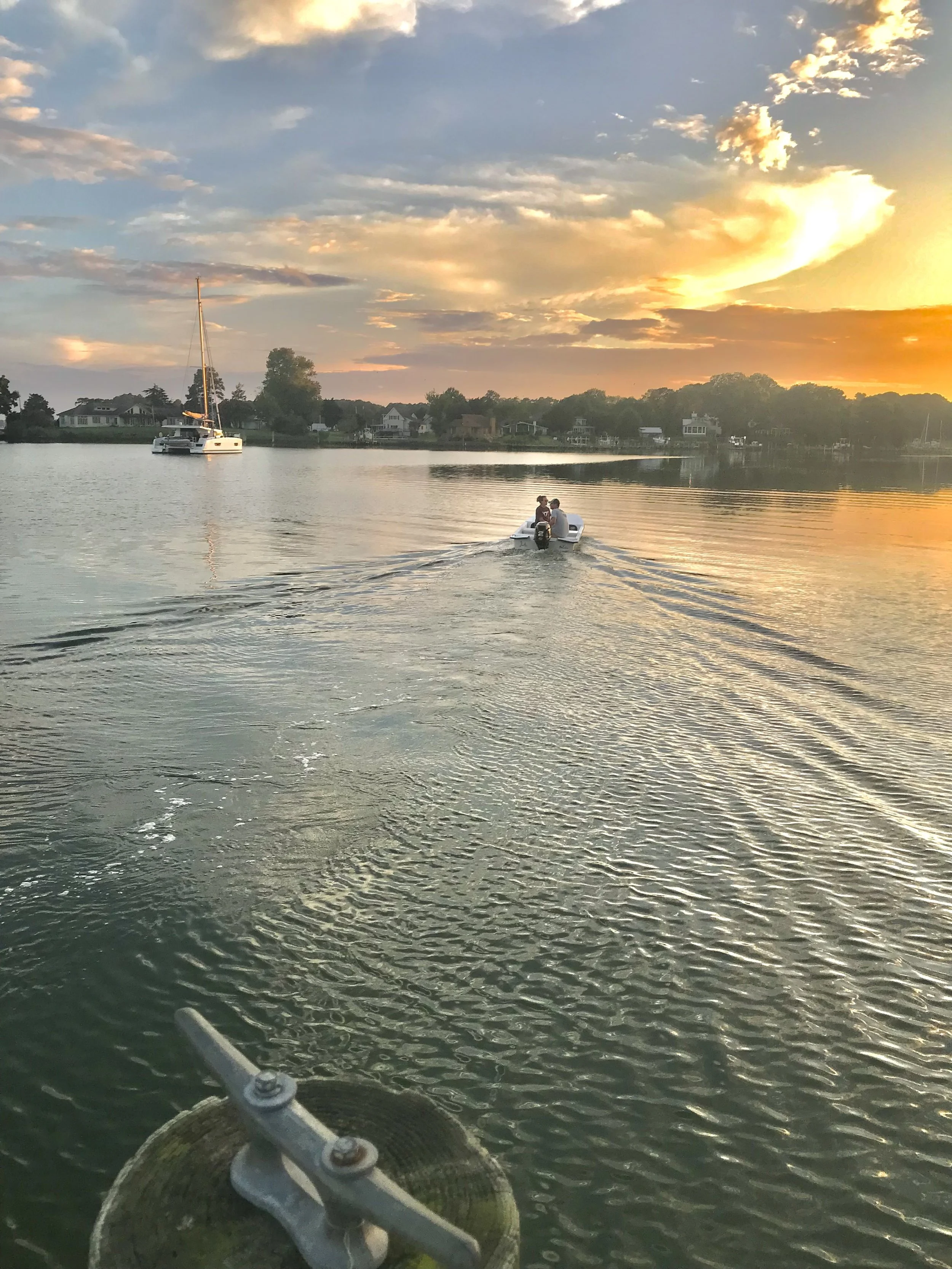 Julis Dise, "Golden Hour"