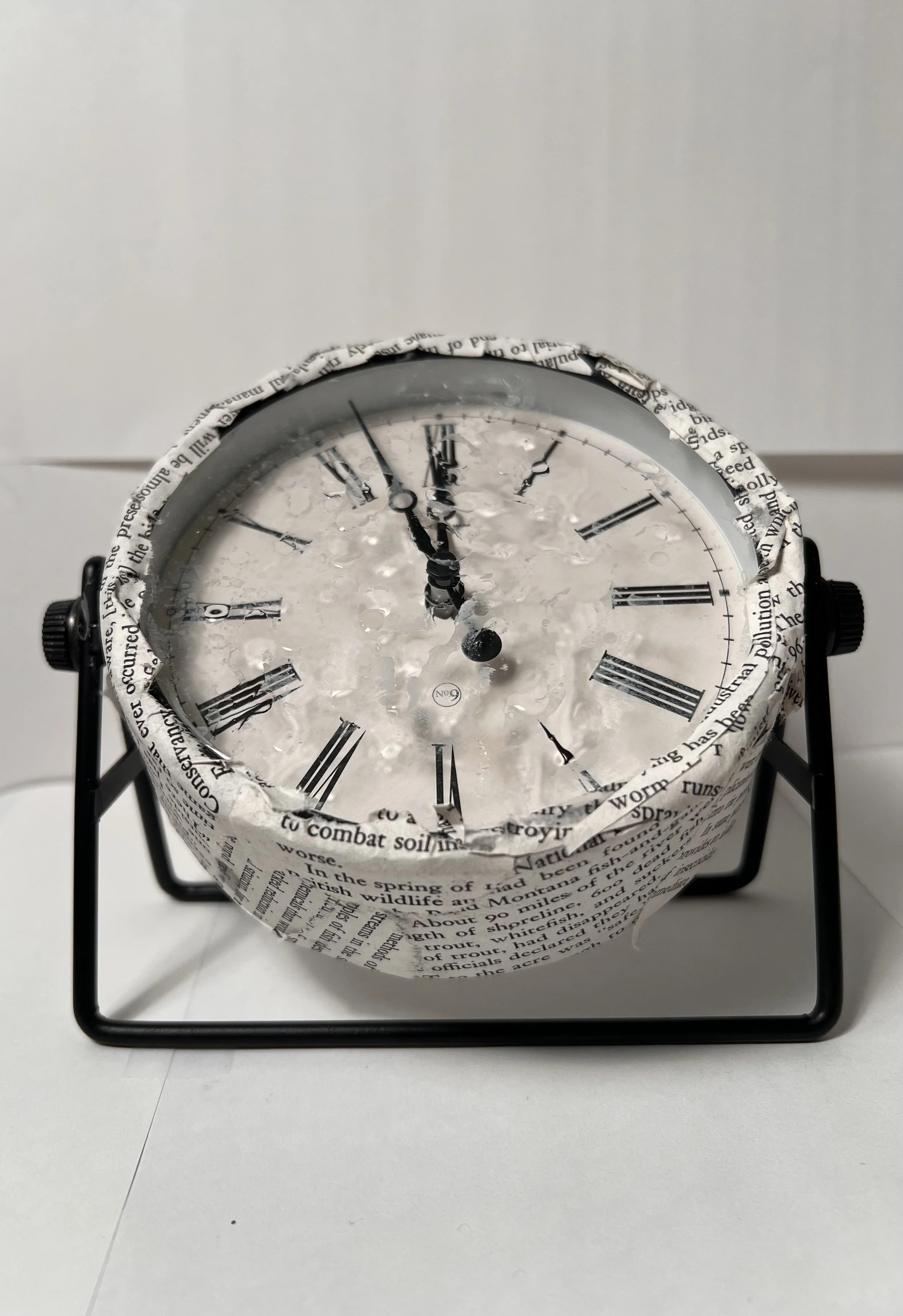 Isa Wisotzki, "Seconds to Midnight"