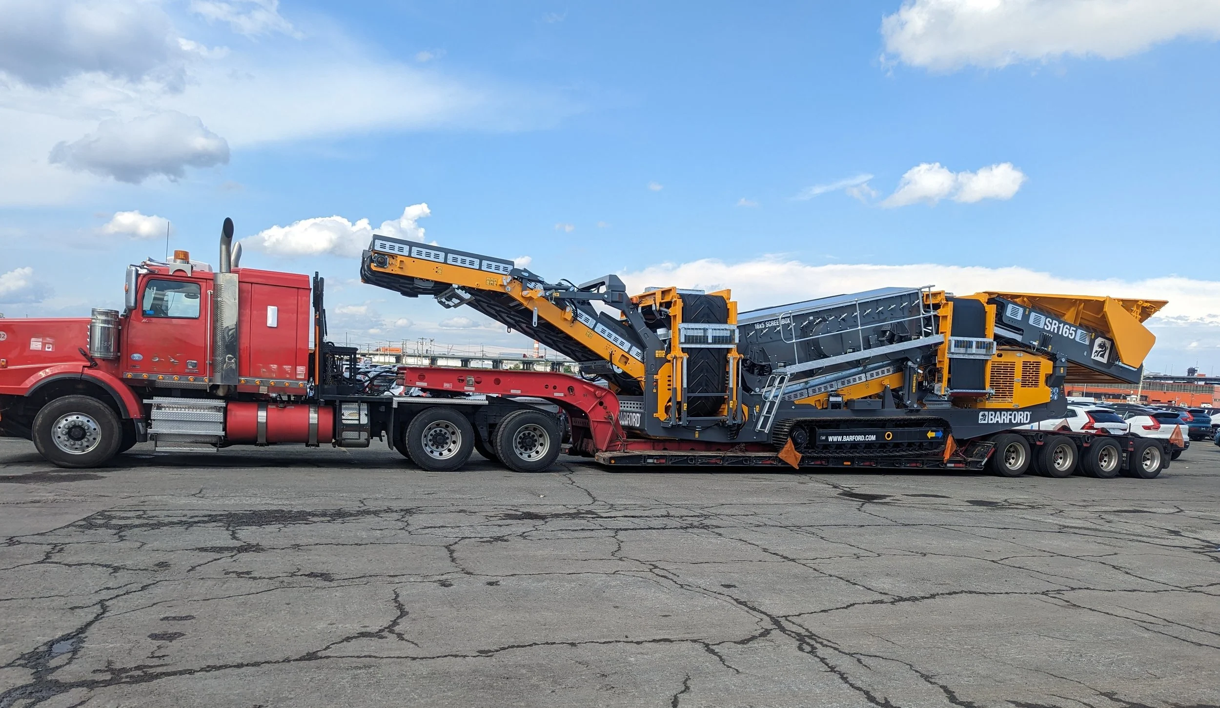 barford sr165 tracked screener.jpg