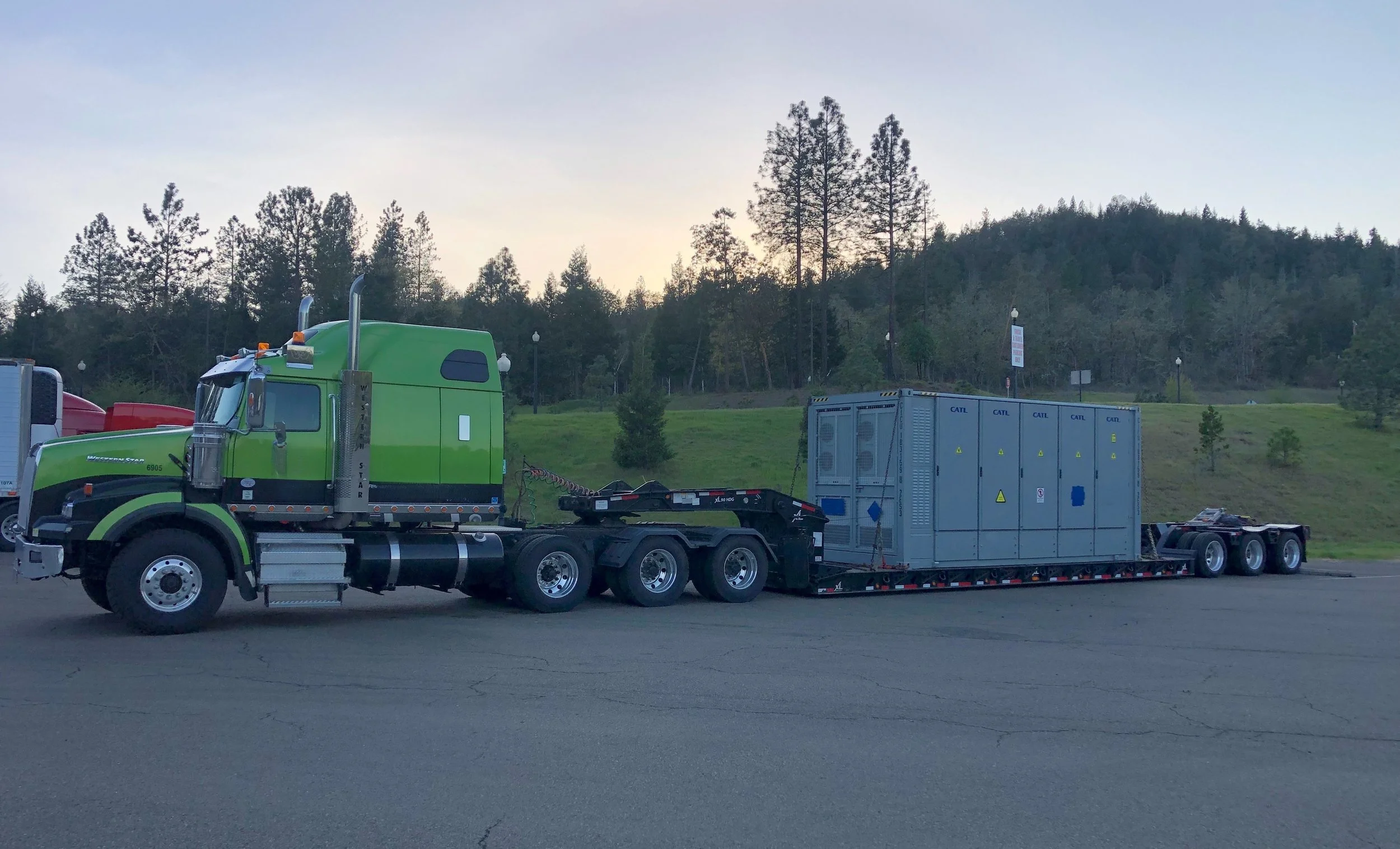 lithium battery container or to ca.jpg