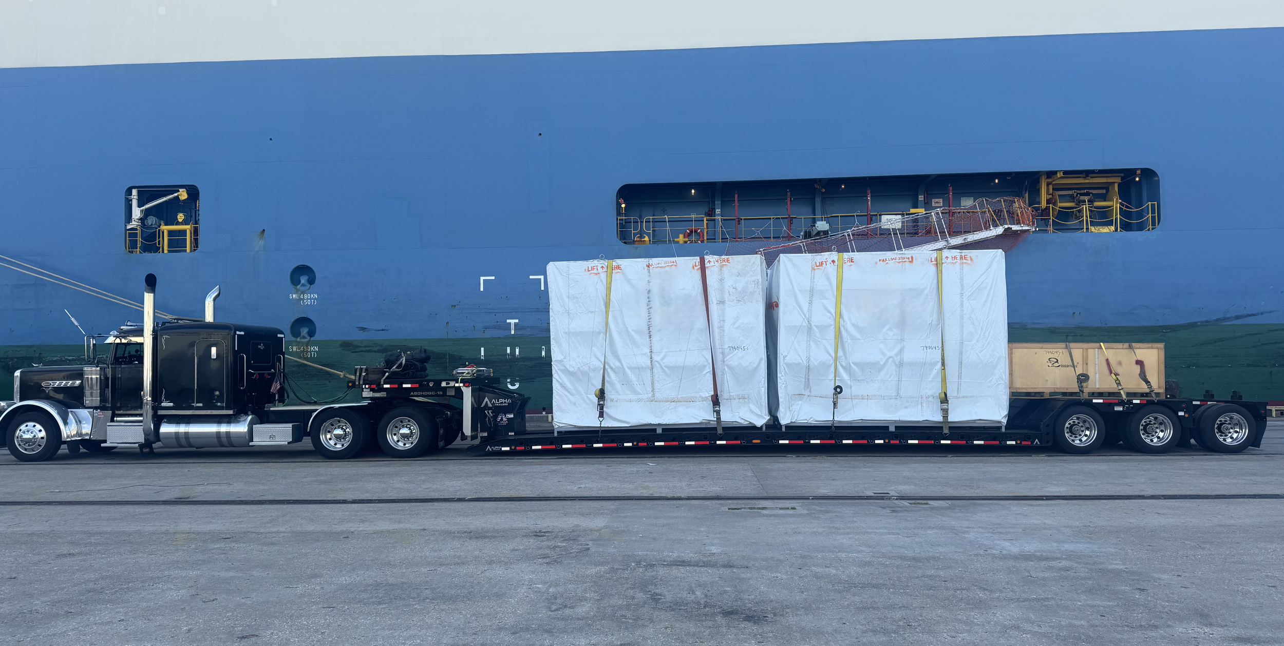 life size truck by ship.png
