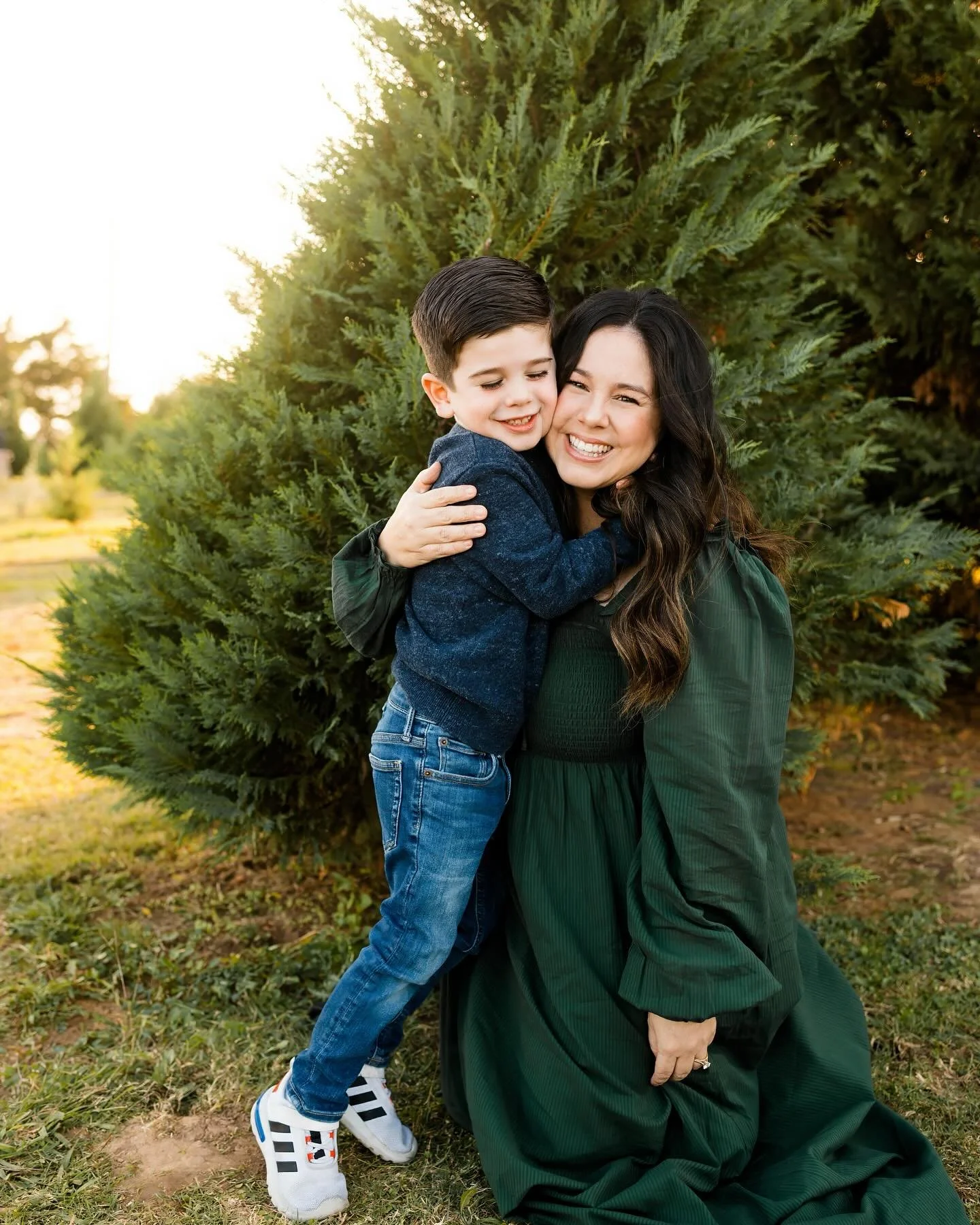 Cozy moments with the Kozan family 🥰 
.
,
.
.
.
#fortworthtexas #fortworthphotographer #fortworthphotography #fortworthfamilyphotographer #fortworthlovelist #fortworthlocal #fortworthlocals #mckinneytexas #dallasfamilyphotographer #dallasfamilyphoto