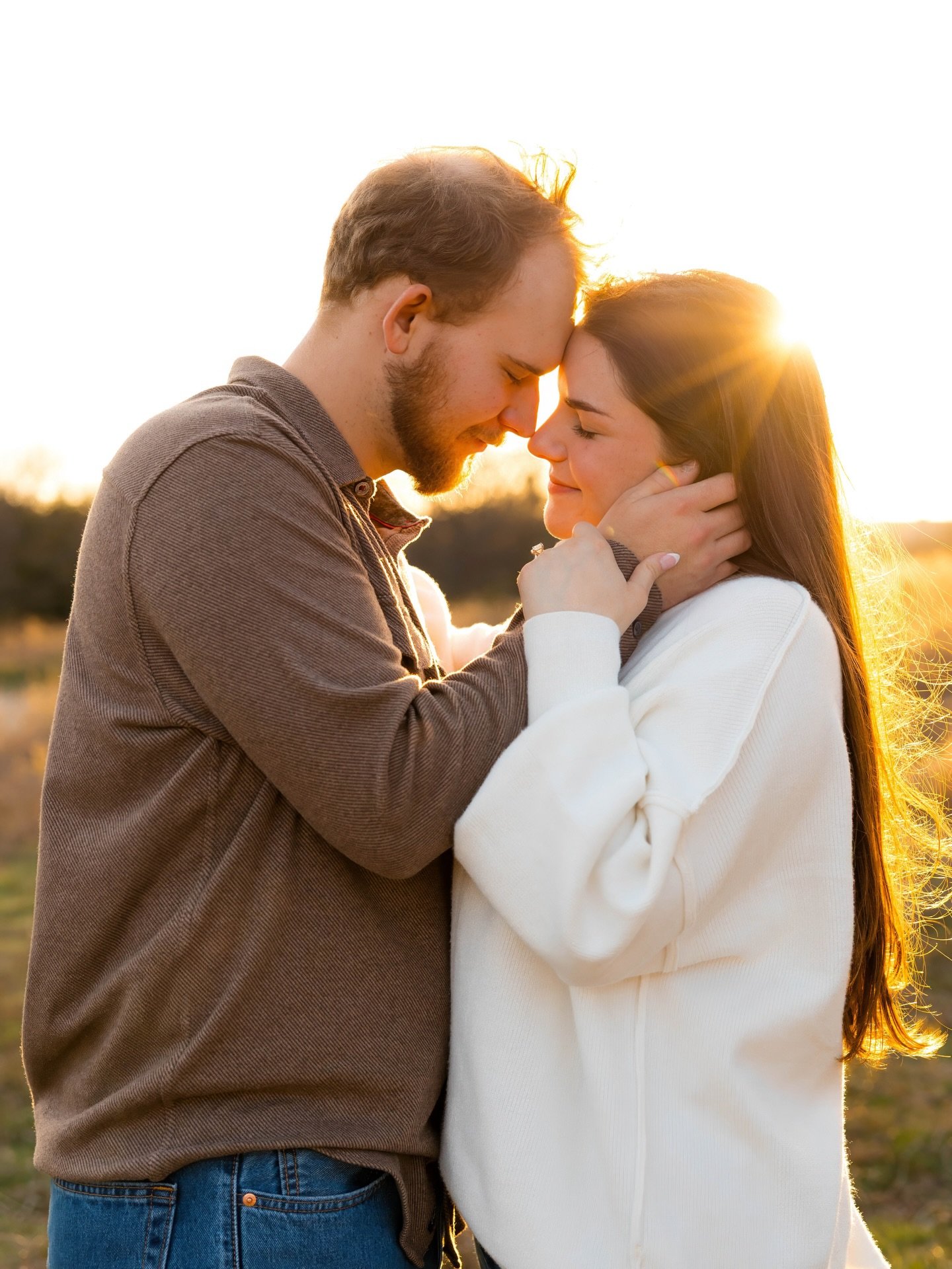 There&rsquo;s nothing like the warm days of a Texas winter ☀️ 

Associate shot by @maegan.paigealexisphoto 
Edited by Paige 

.
.
.
#dfwphotographer #dallasphotographer #fortworthphotographer #mckinneyphotographer #planophotographer