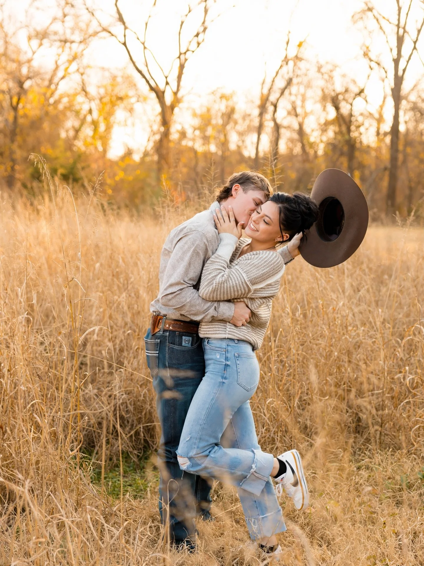 I am feeling so inspired going into 2026, big things coming for Paige Alexis Photography 🥳 

Booking now - March currently! Valentines minis are live at the link in my bio. 💘

Associate shot by @maegan.paigealexisphoto 
Edited by Paige 

.
.
.
#dfw