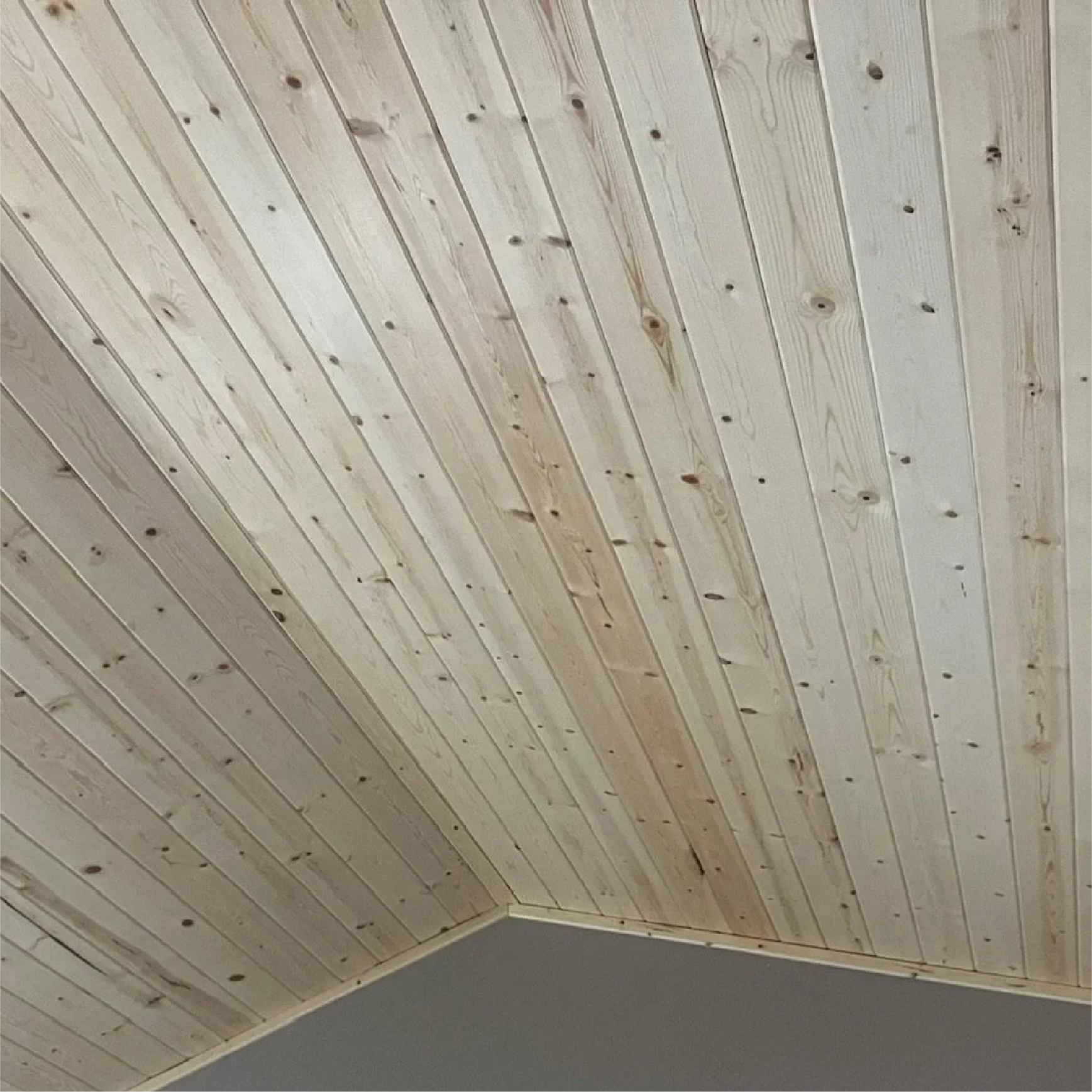 Knotty Pine Interior Shiplap Lumber for sale in Montana