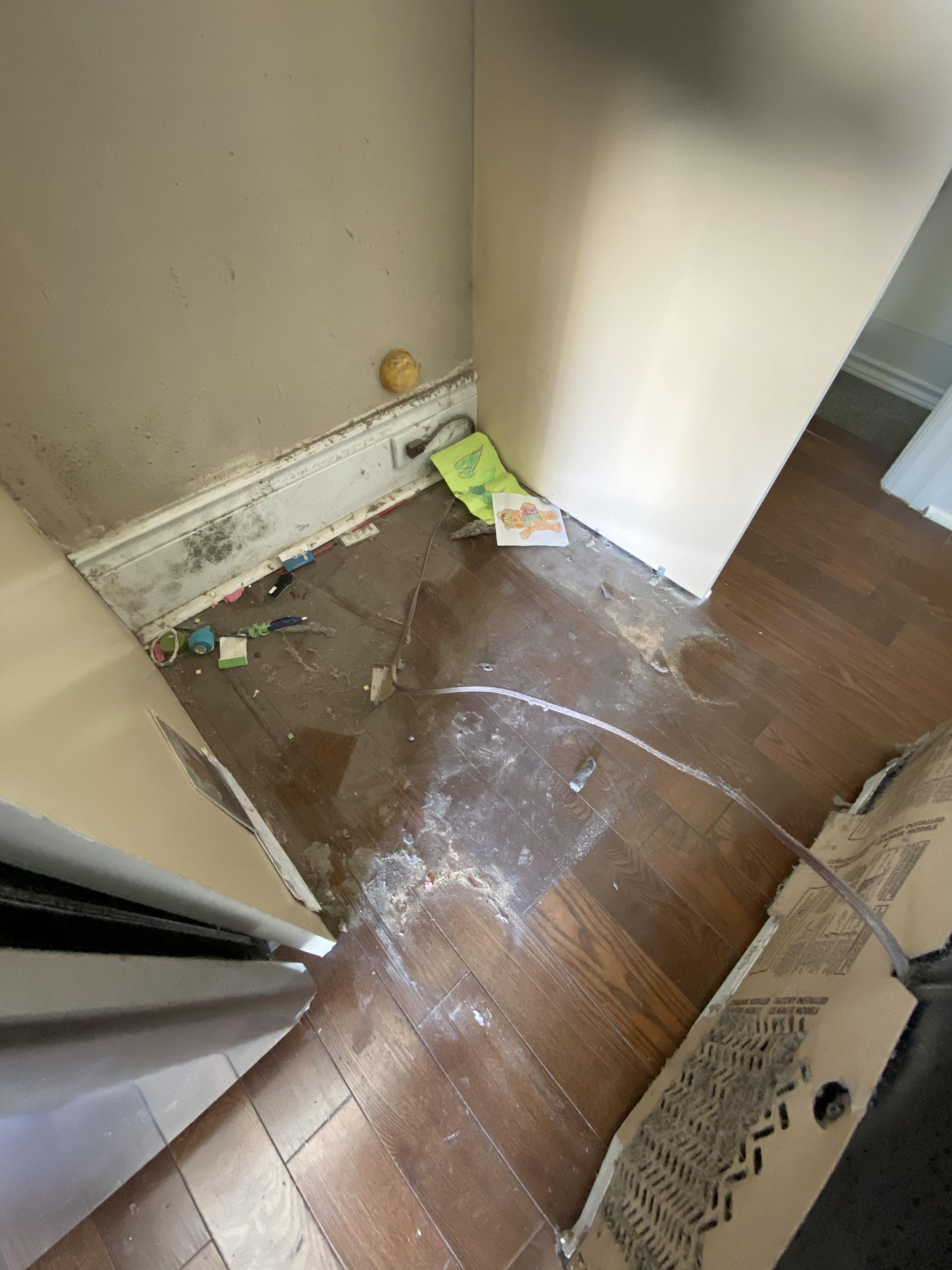 Under-Appliance Vacuuming
