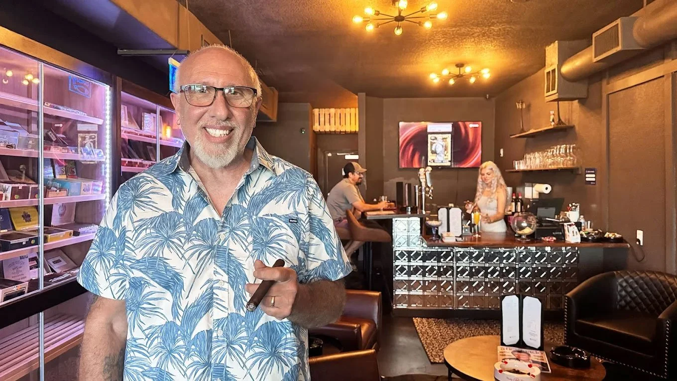 estate_cigars_and_social_evan_gives_us_a_smile.jpg