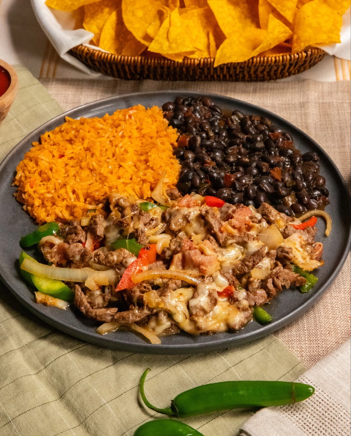 This Veterans Day 🇺🇸 Tuesday, November 11, we&rsquo;re honoring those who served with a FREE meal and drink. Our way of saying thank you for your courage, sacrifice, and service to our country.

*Show a valid military ID to redeem. Excludes alcohol