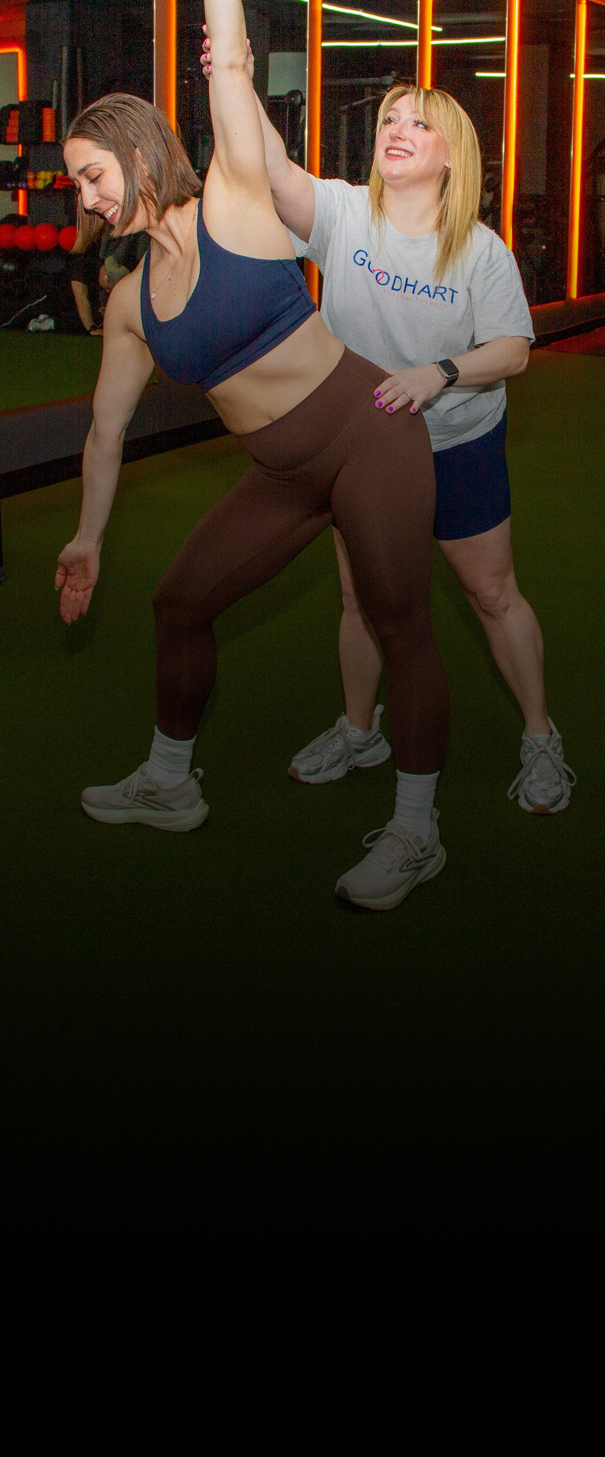 Physical therapist working with patient at Goodhart Physical Therapy in Astoria and Gramercy, NYC. One-on-One, personalized approach.