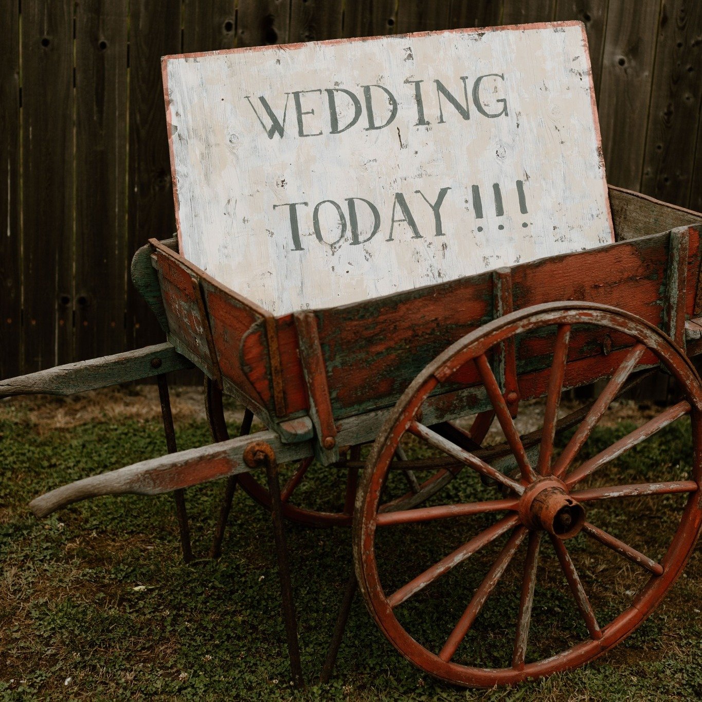 This little cart has been rolling through love stories for decades. 

Originally part of Brock&rsquo;s mom&rsquo;s wedding venue, Larkspur Farm, it greeted guests with charm and cheer. 

When she sold her home/ venue, the cart found new life at Everg